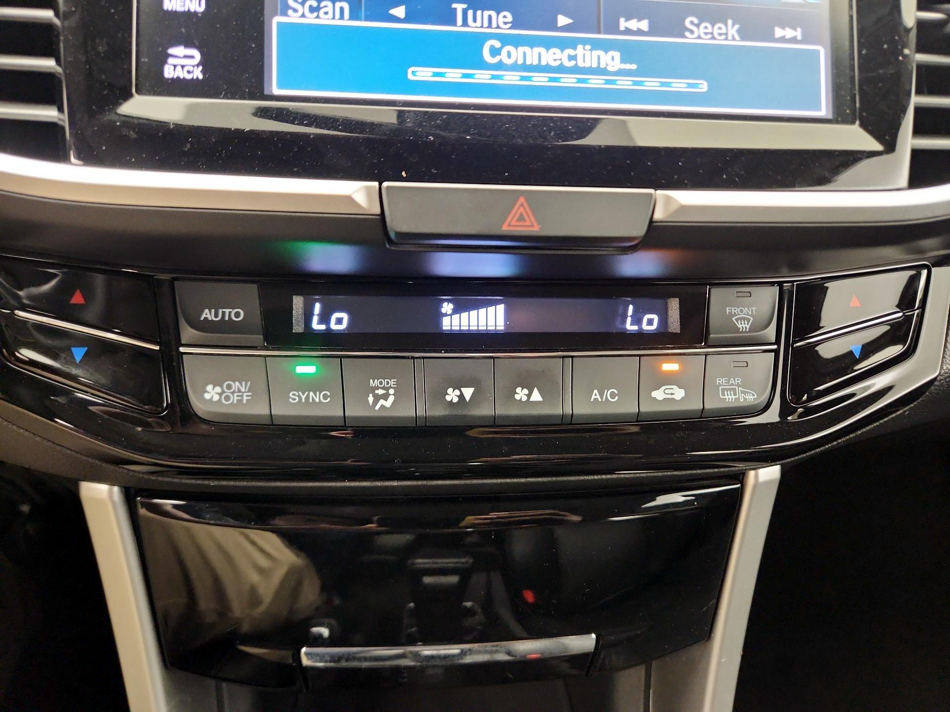 Thumbnail: 2016 Honda Accord - 17