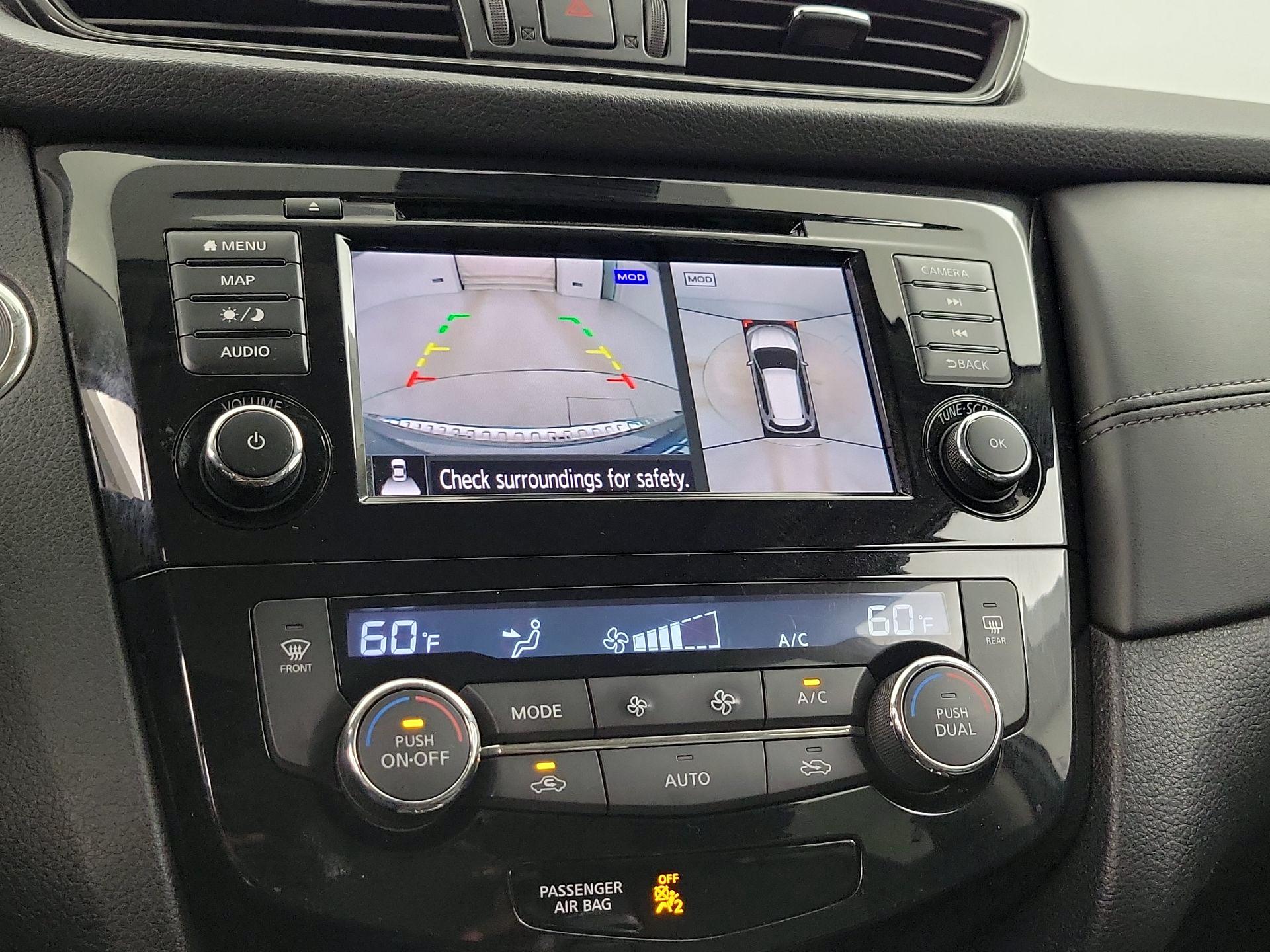 Thumbnail: 2019 Nissan Rogue - 15