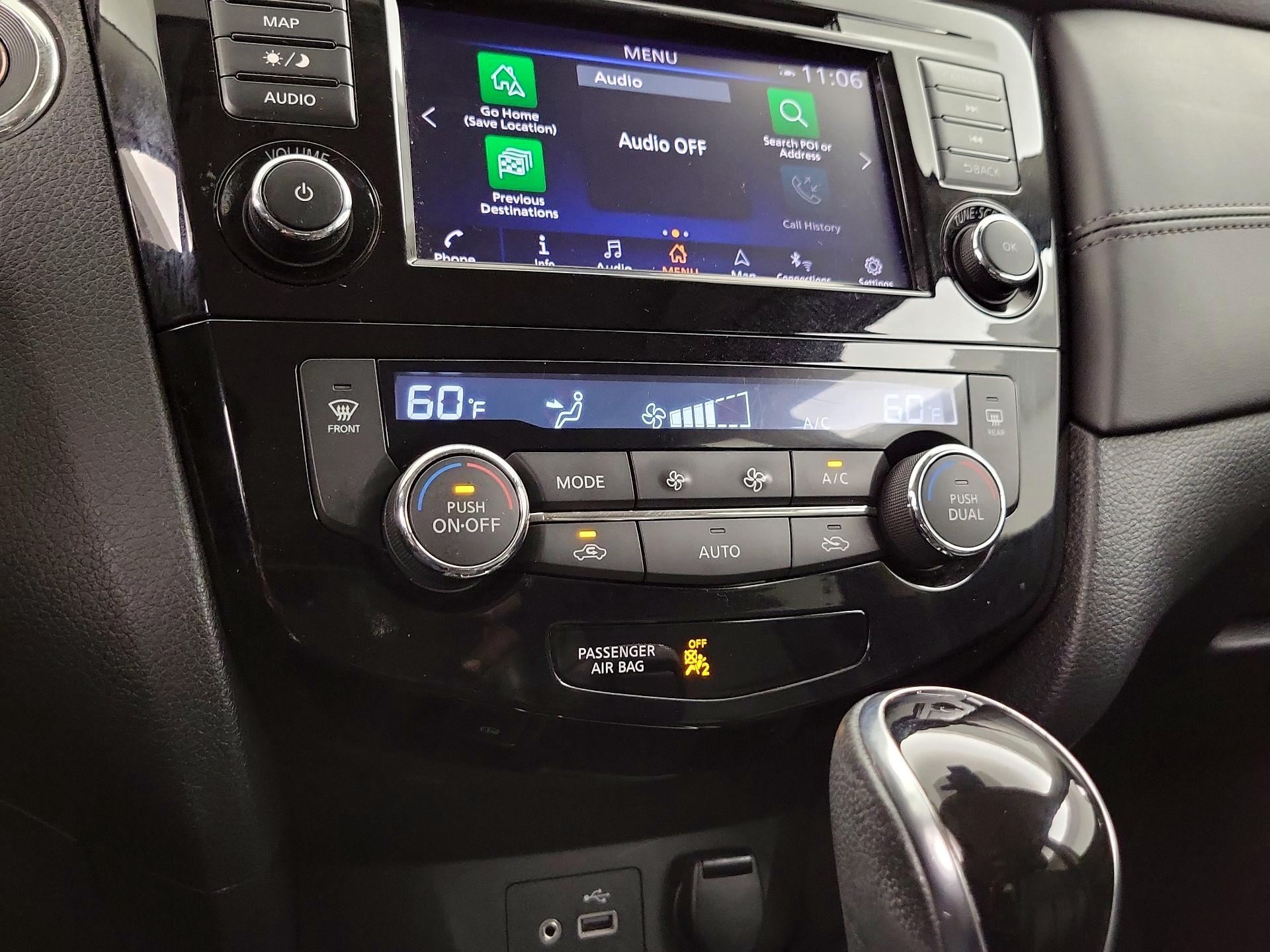 Thumbnail: 2019 Nissan Rogue - 17