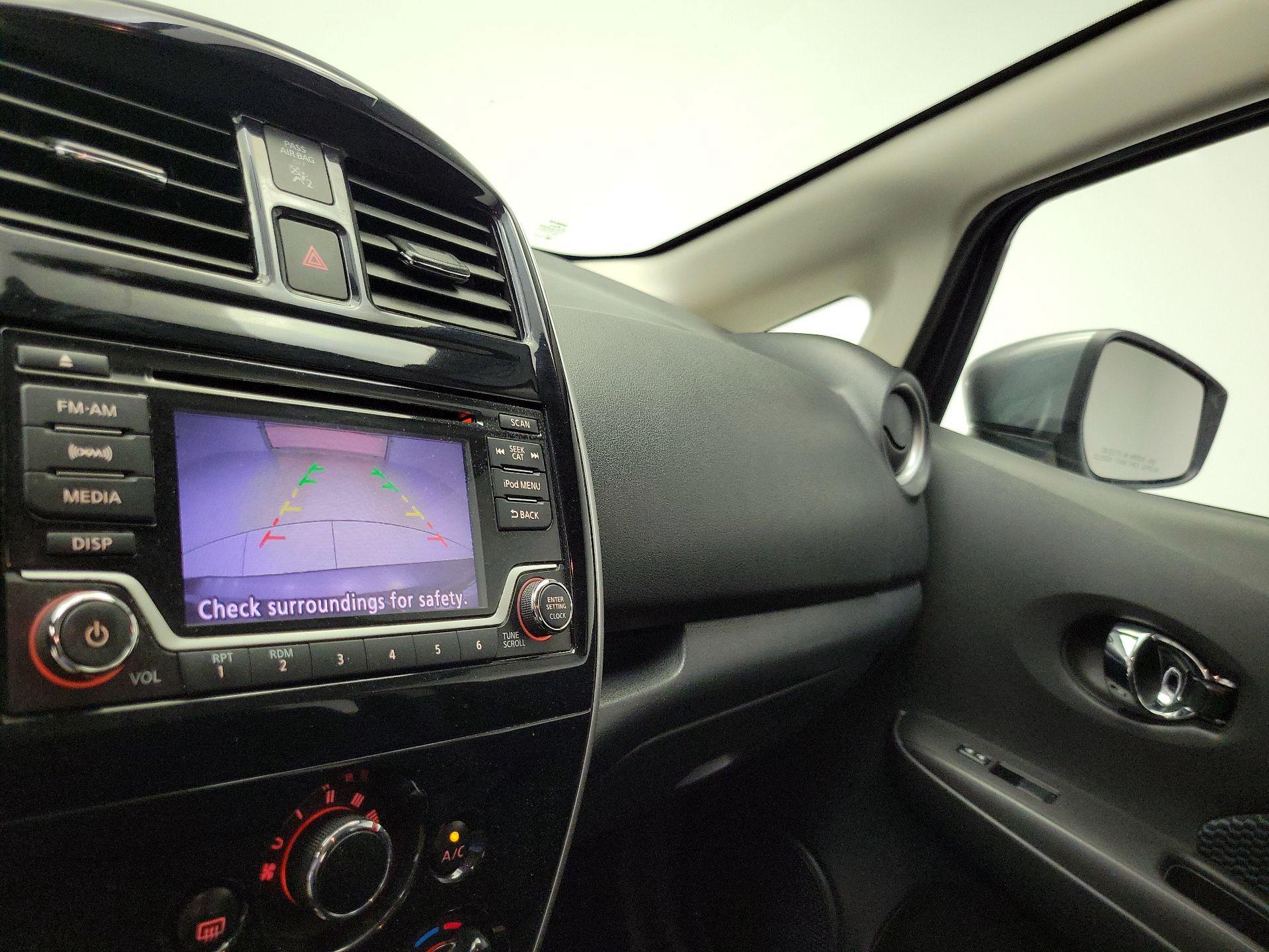 Thumbnail: 2017 Nissan Versa Note - 14