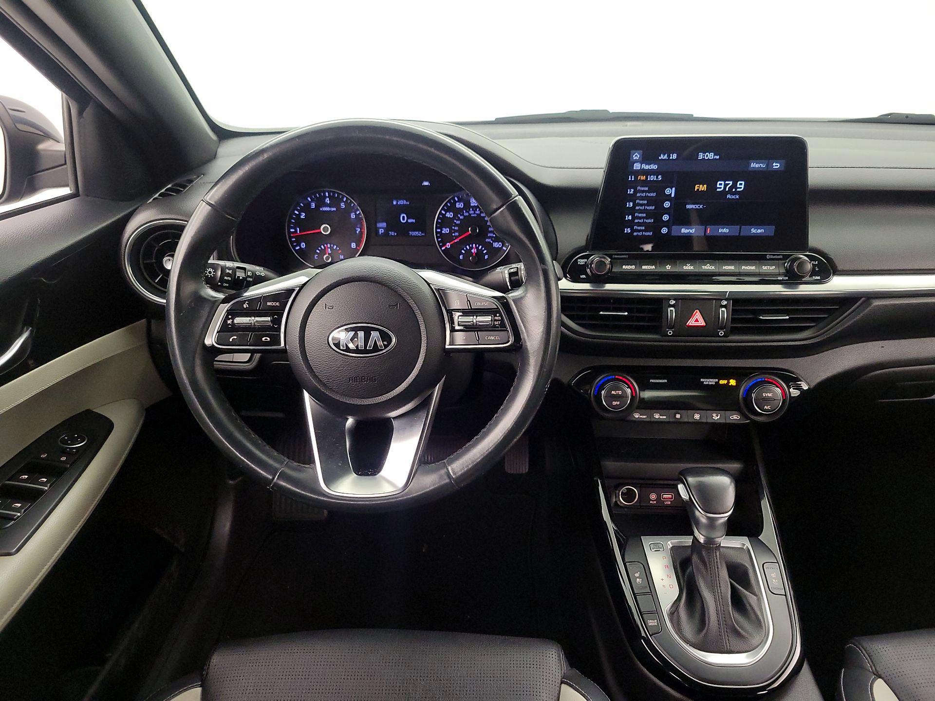 Thumbnail: 2019 Kia Forte - 10