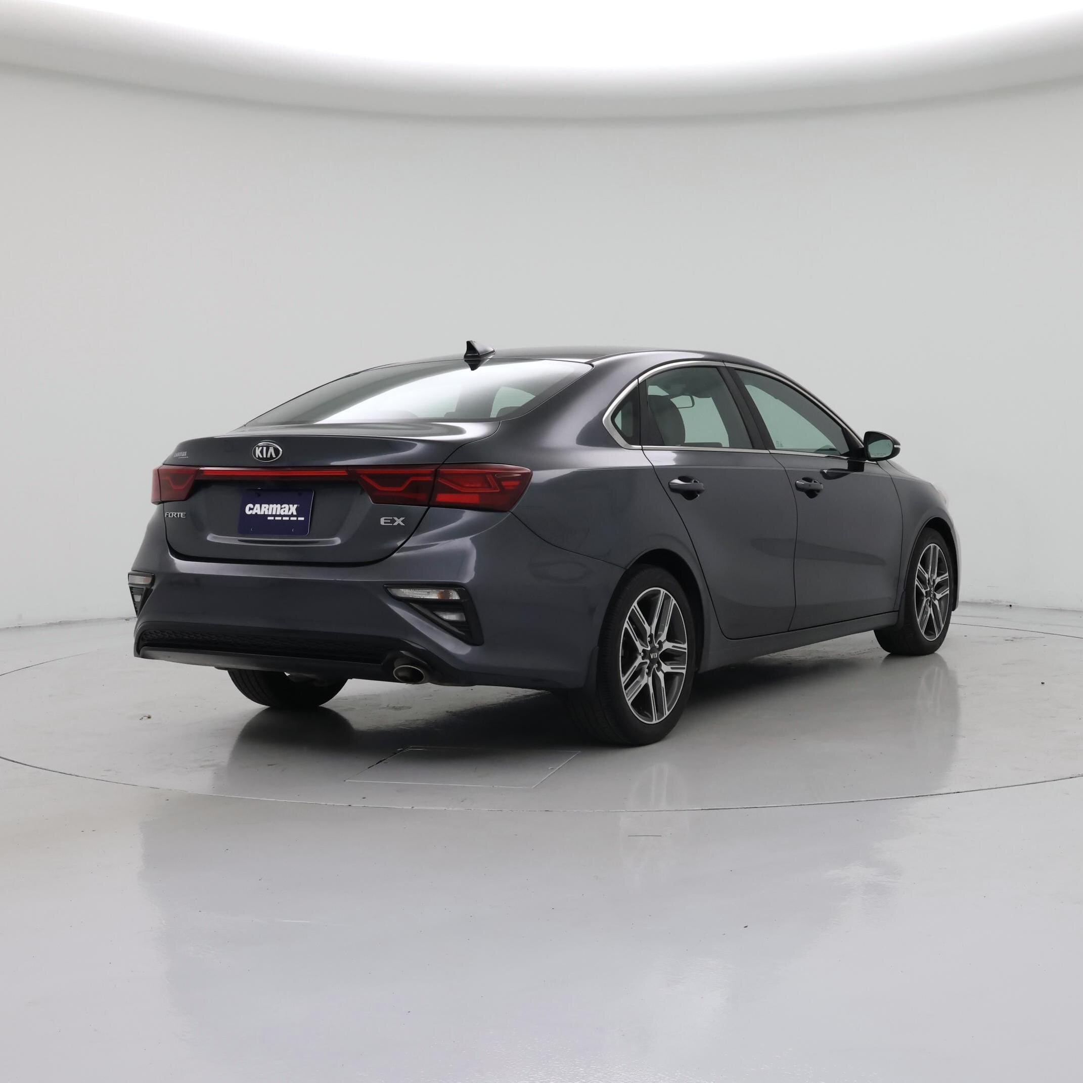 Thumbnail: 2019 Kia Forte - 8