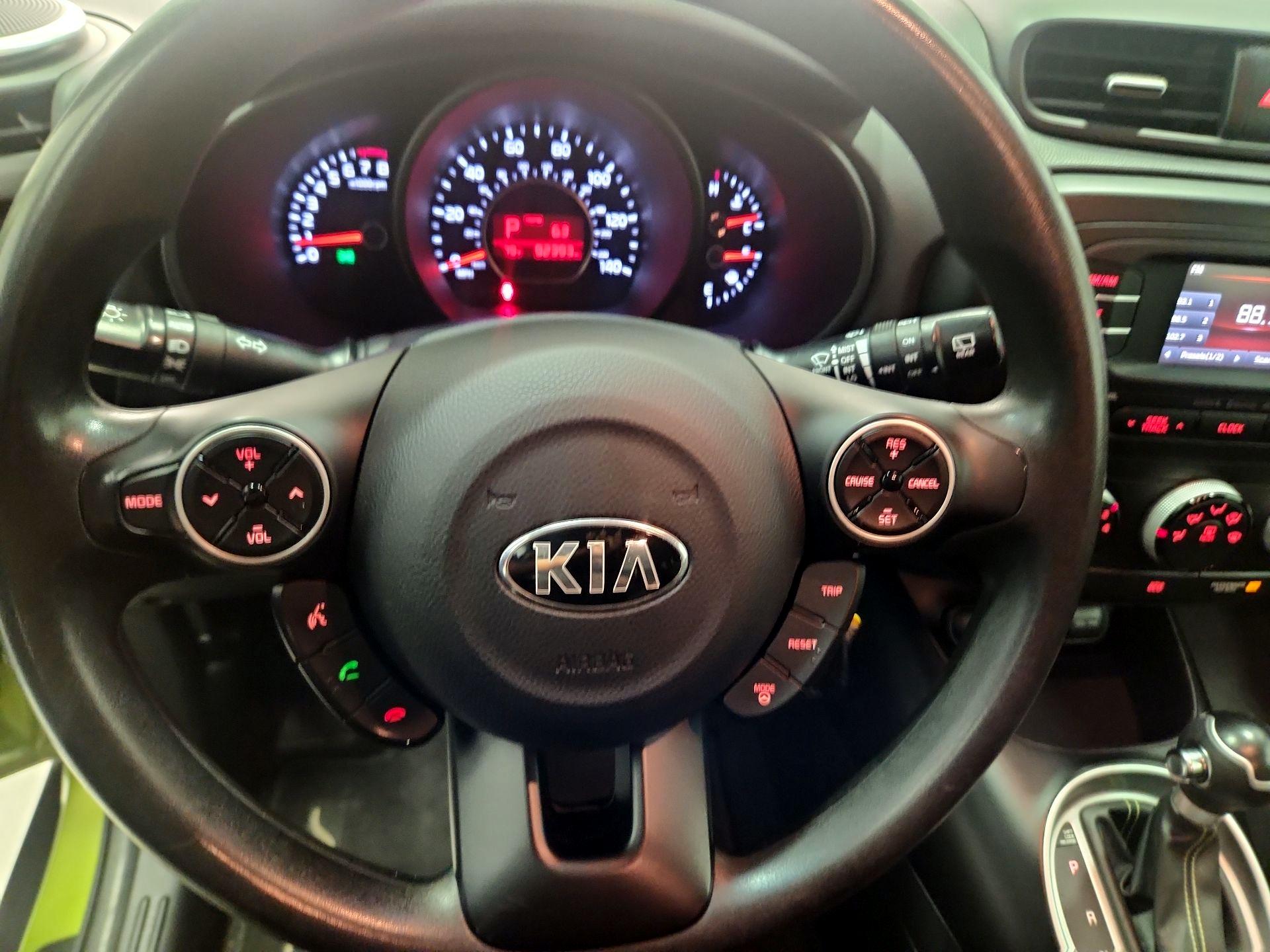 Thumbnail: 2015 Kia Soul - 10