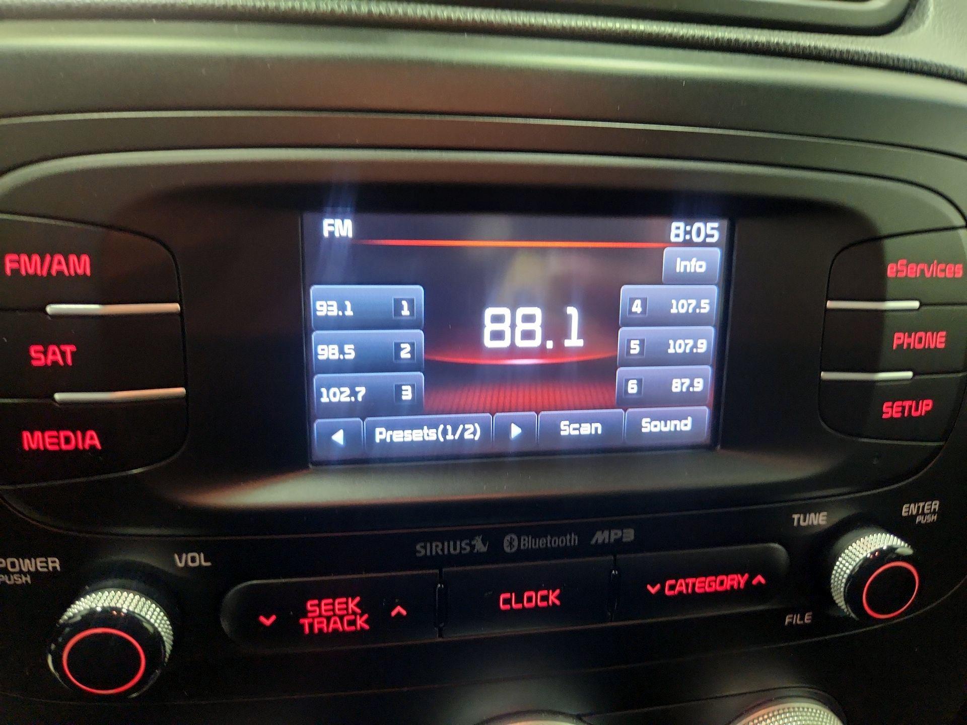 Thumbnail: 2015 Kia Soul - 14