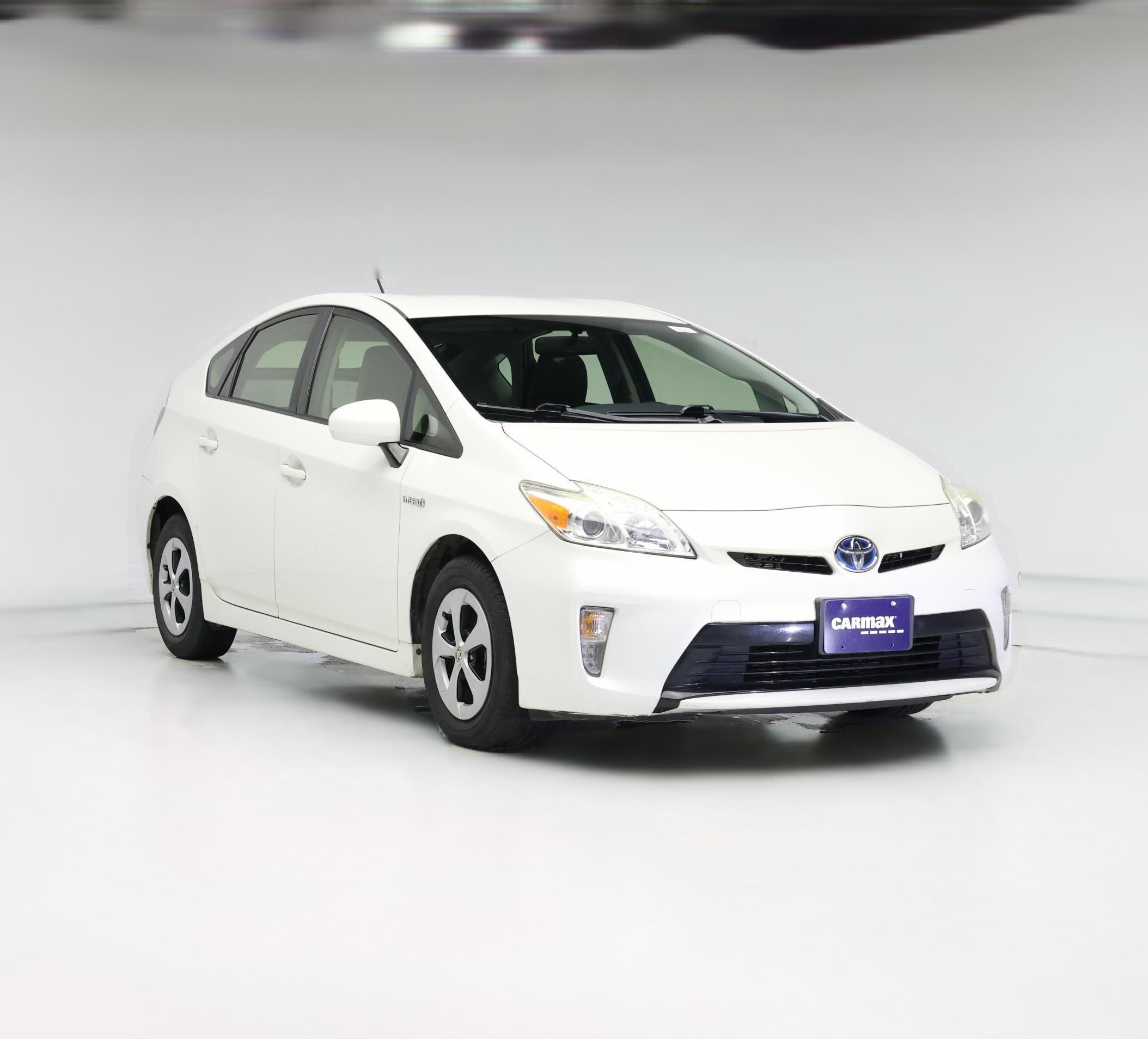 Thumbnail: 2015 Toyota Prius - 1
