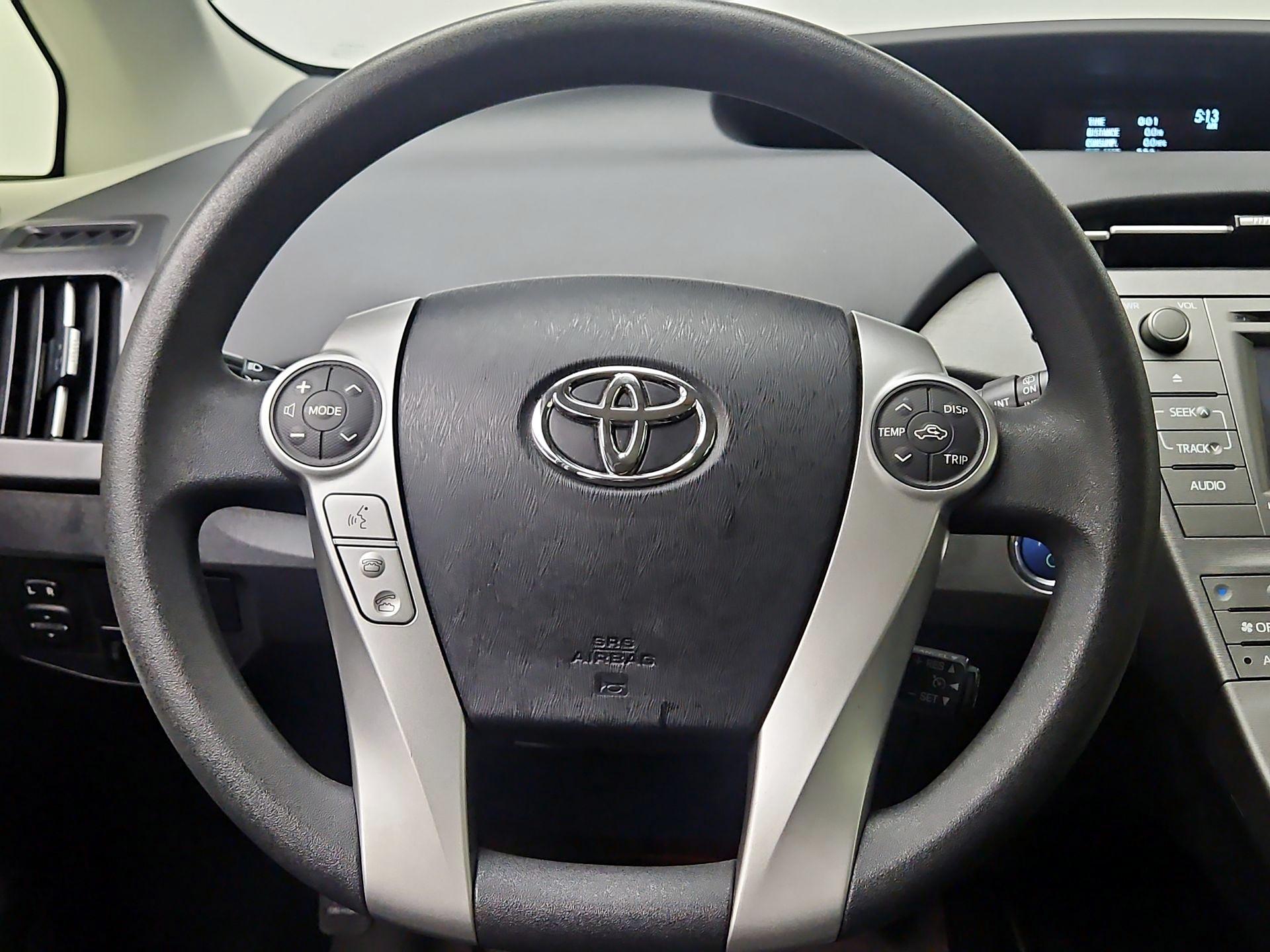 Thumbnail: 2015 Toyota Prius - 10