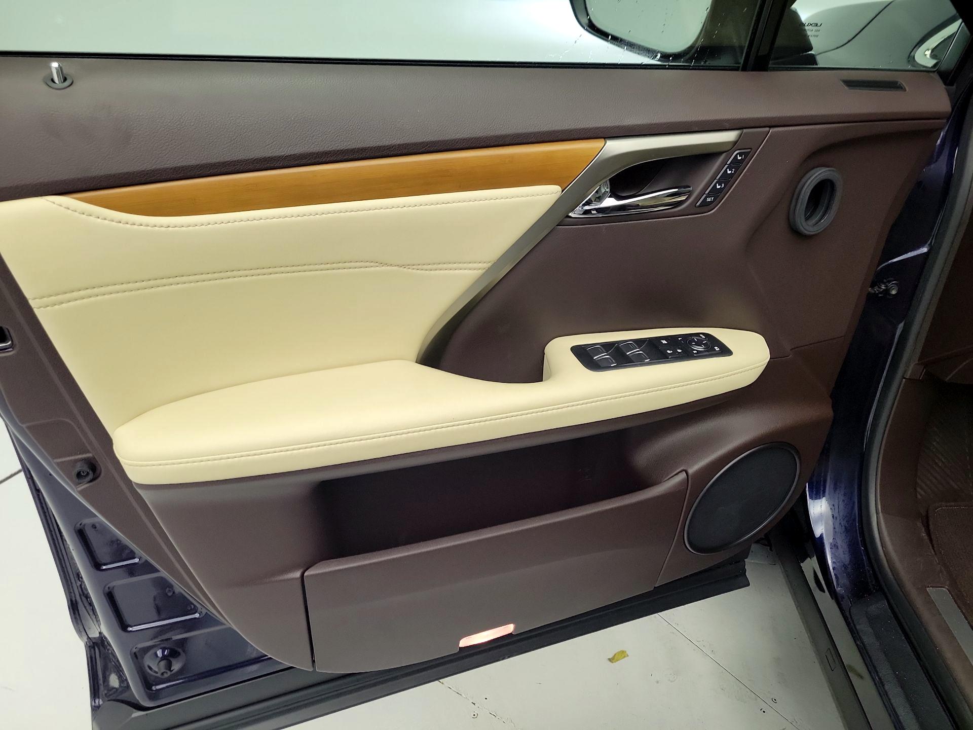 Thumbnail: 2017 Lexus RX - 12