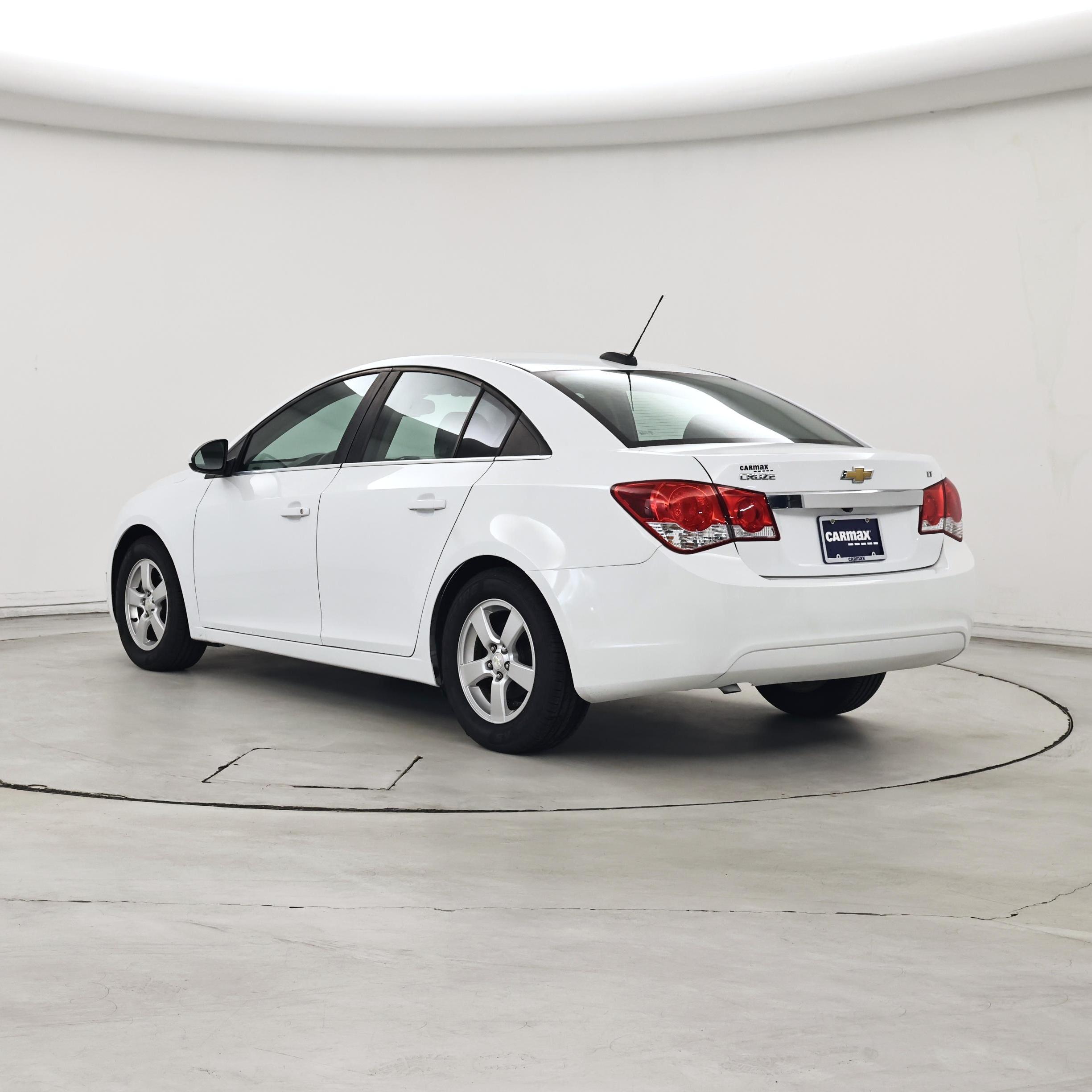 Thumbnail: 2016 Chevrolet Cruze - 2