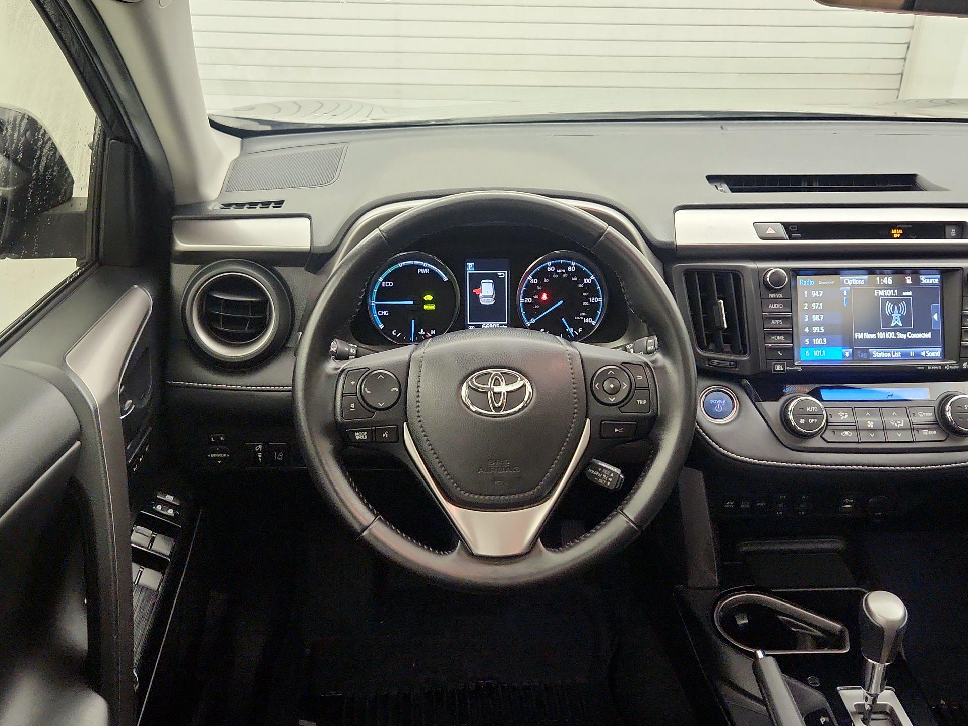 Thumbnail: 2016 Toyota RAV4 - 10