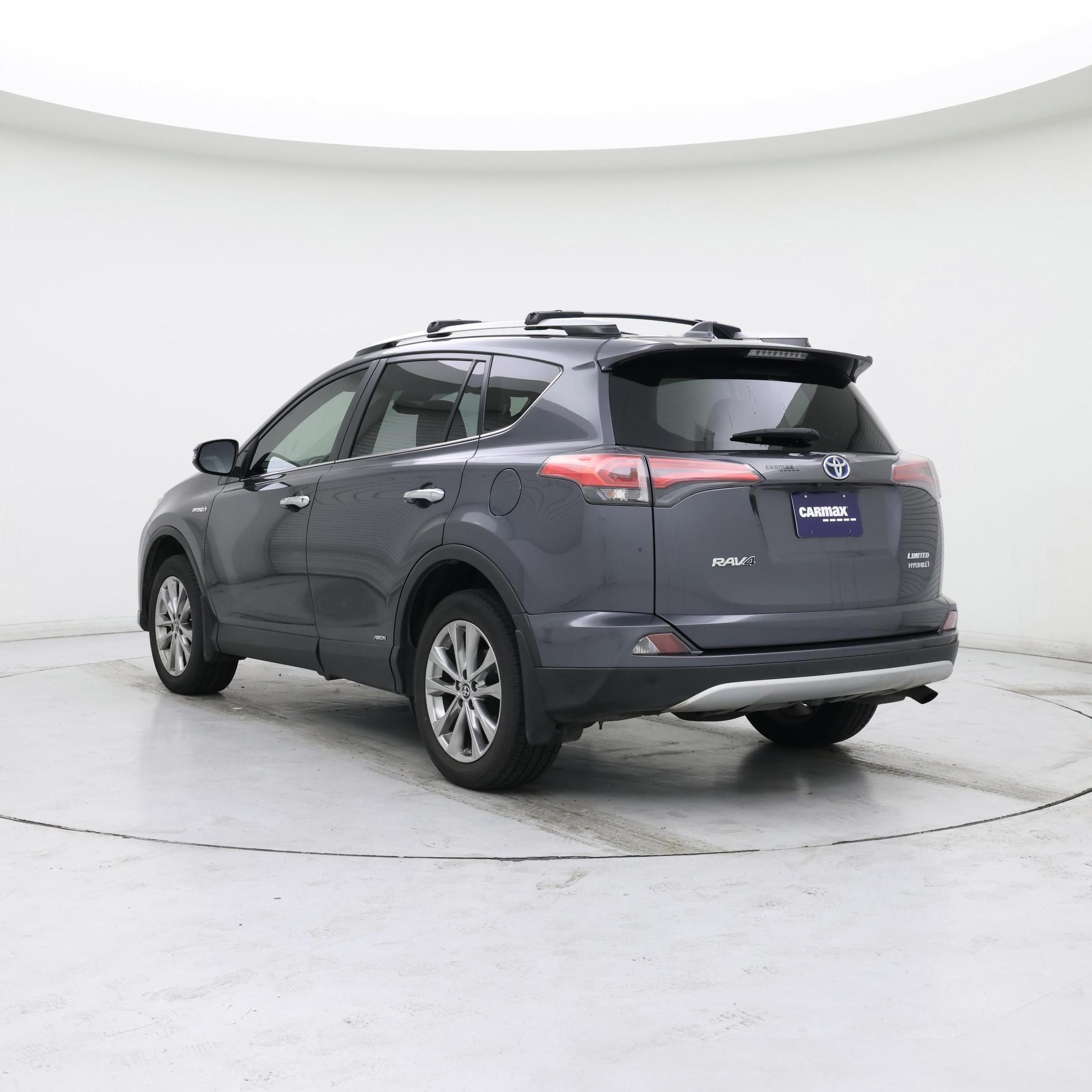 Thumbnail: 2016 Toyota RAV4 - 2