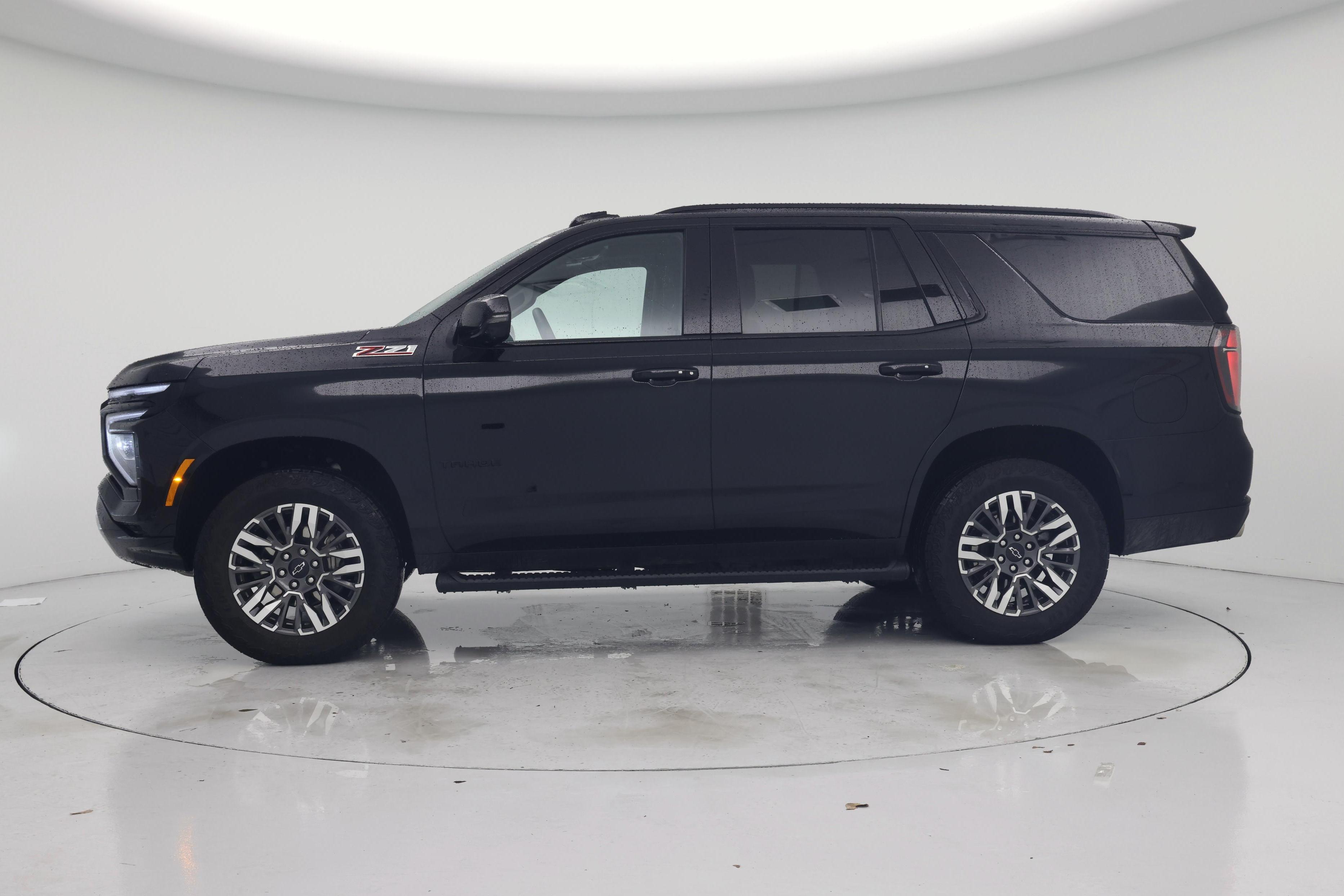 Thumbnail: 2025 Chevrolet Tahoe - 3