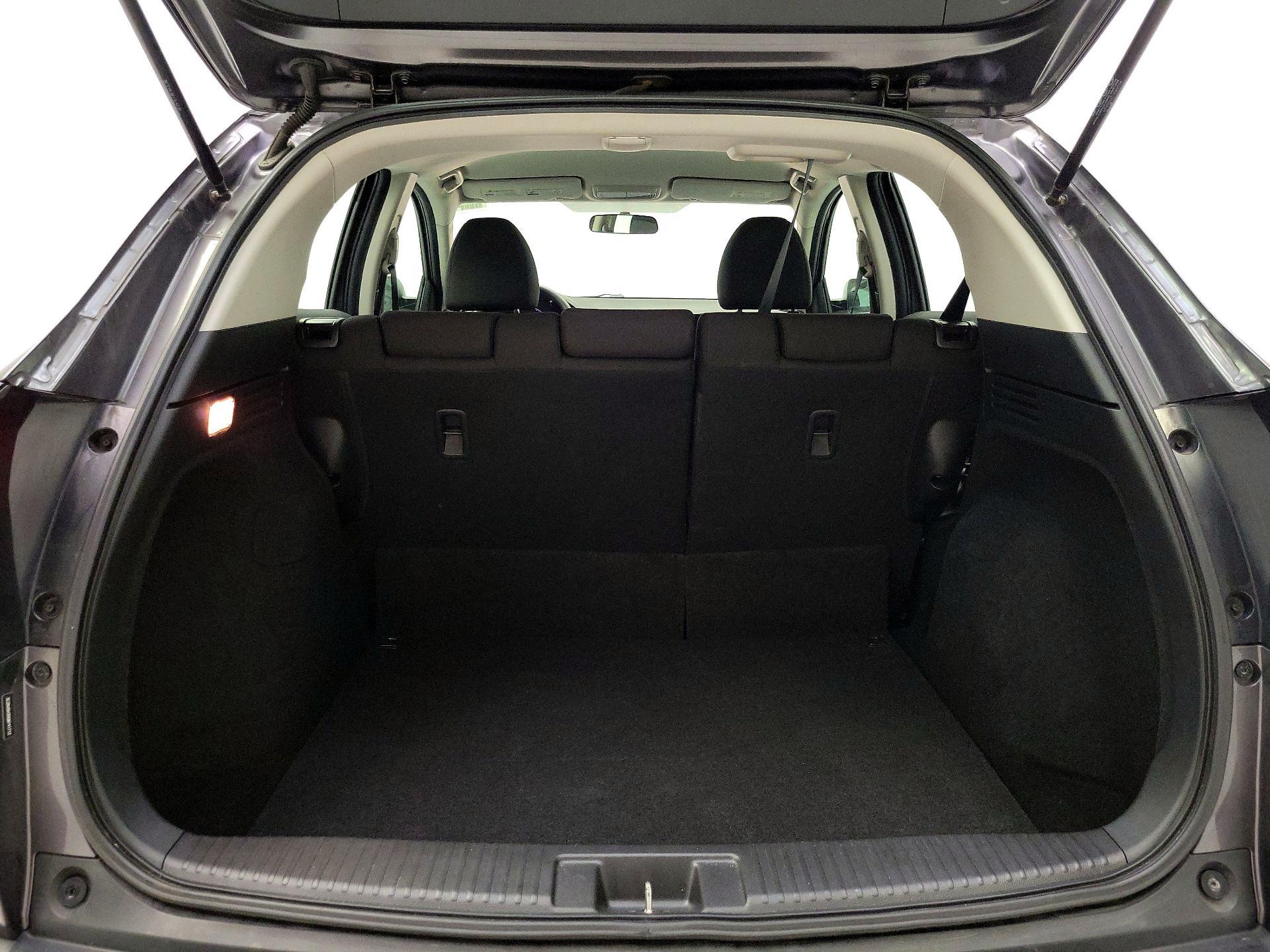 Thumbnail: 2016 Honda HR-V - 20