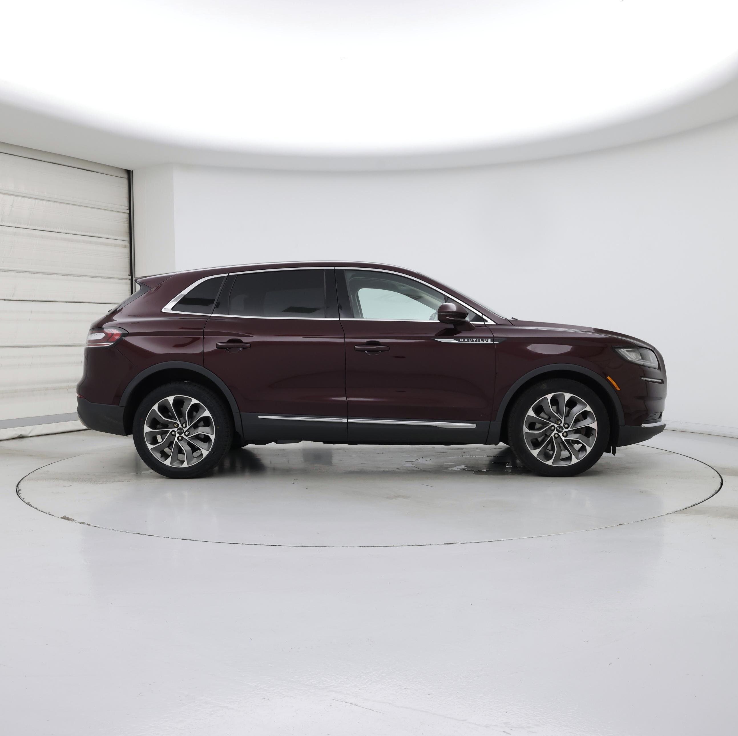 Thumbnail: 2022 Lincoln Nautilus - 7