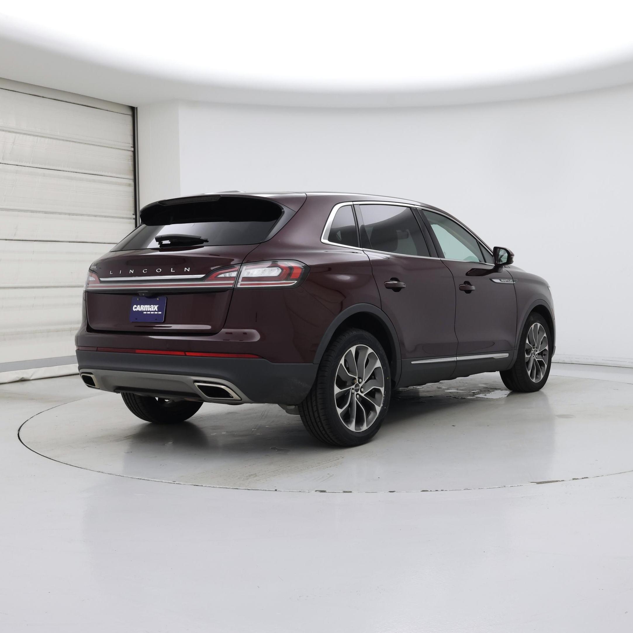 Thumbnail: 2022 Lincoln Nautilus - 8