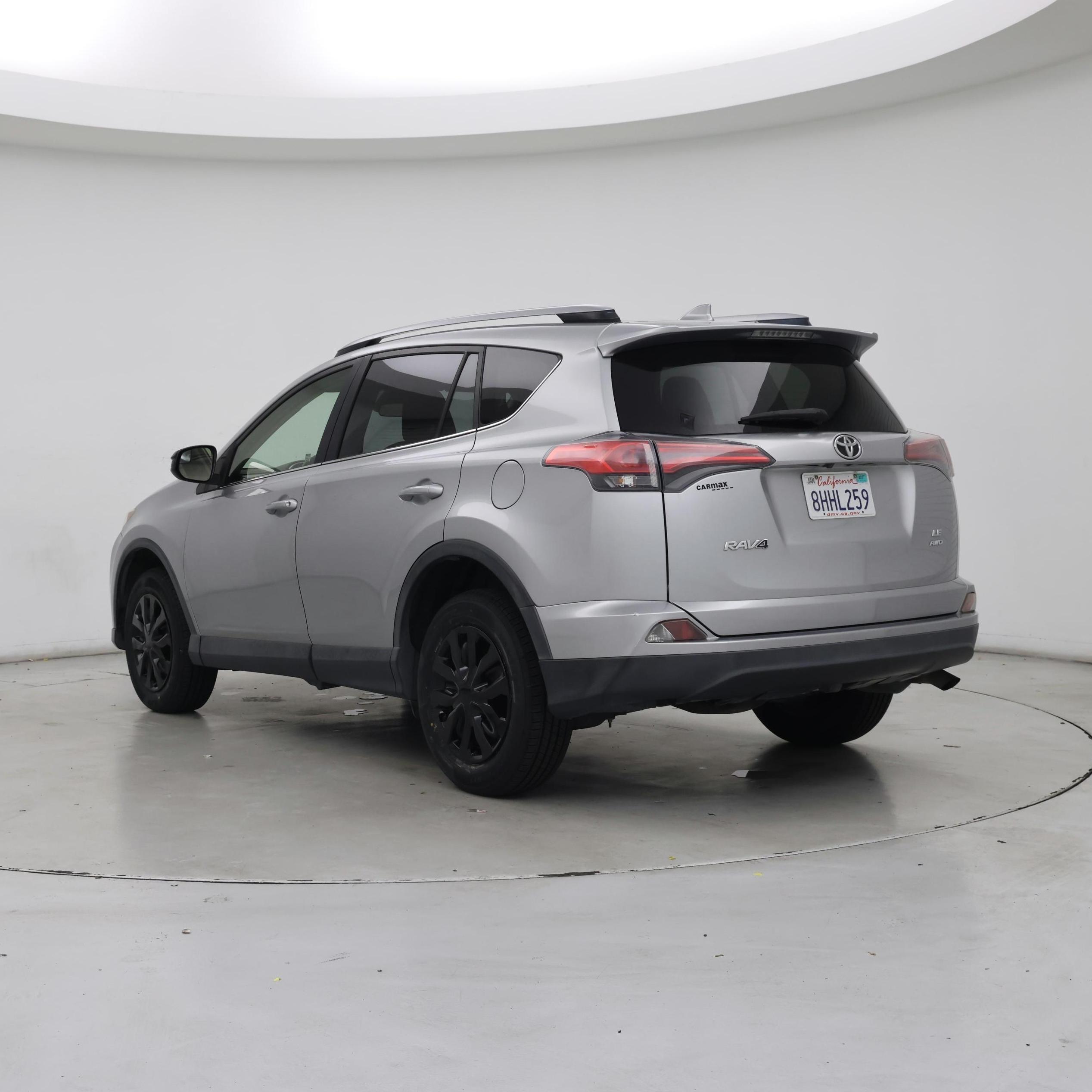 Thumbnail: 2018 Toyota RAV4 - 2