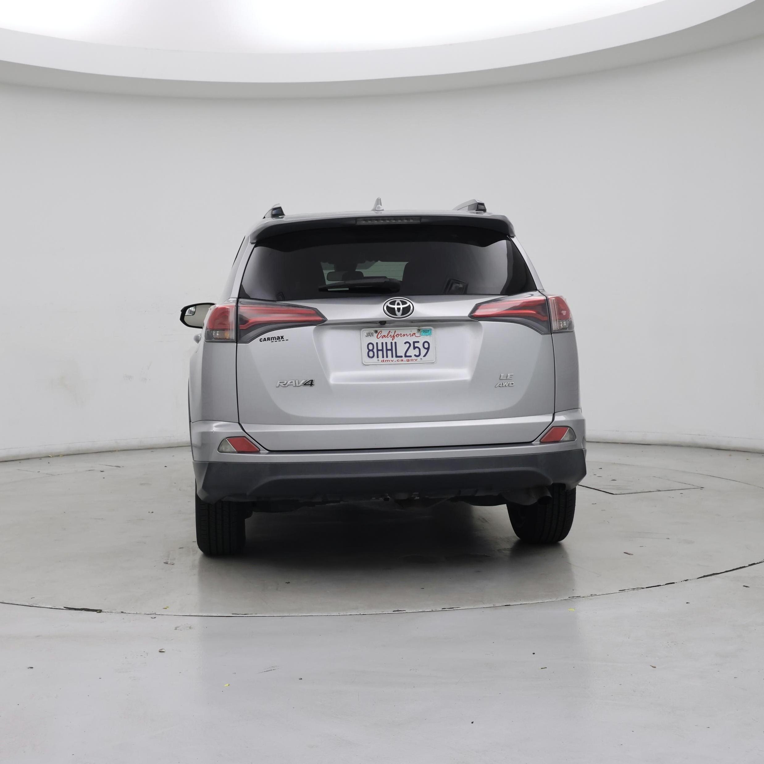 Thumbnail: 2018 Toyota RAV4 - 6
