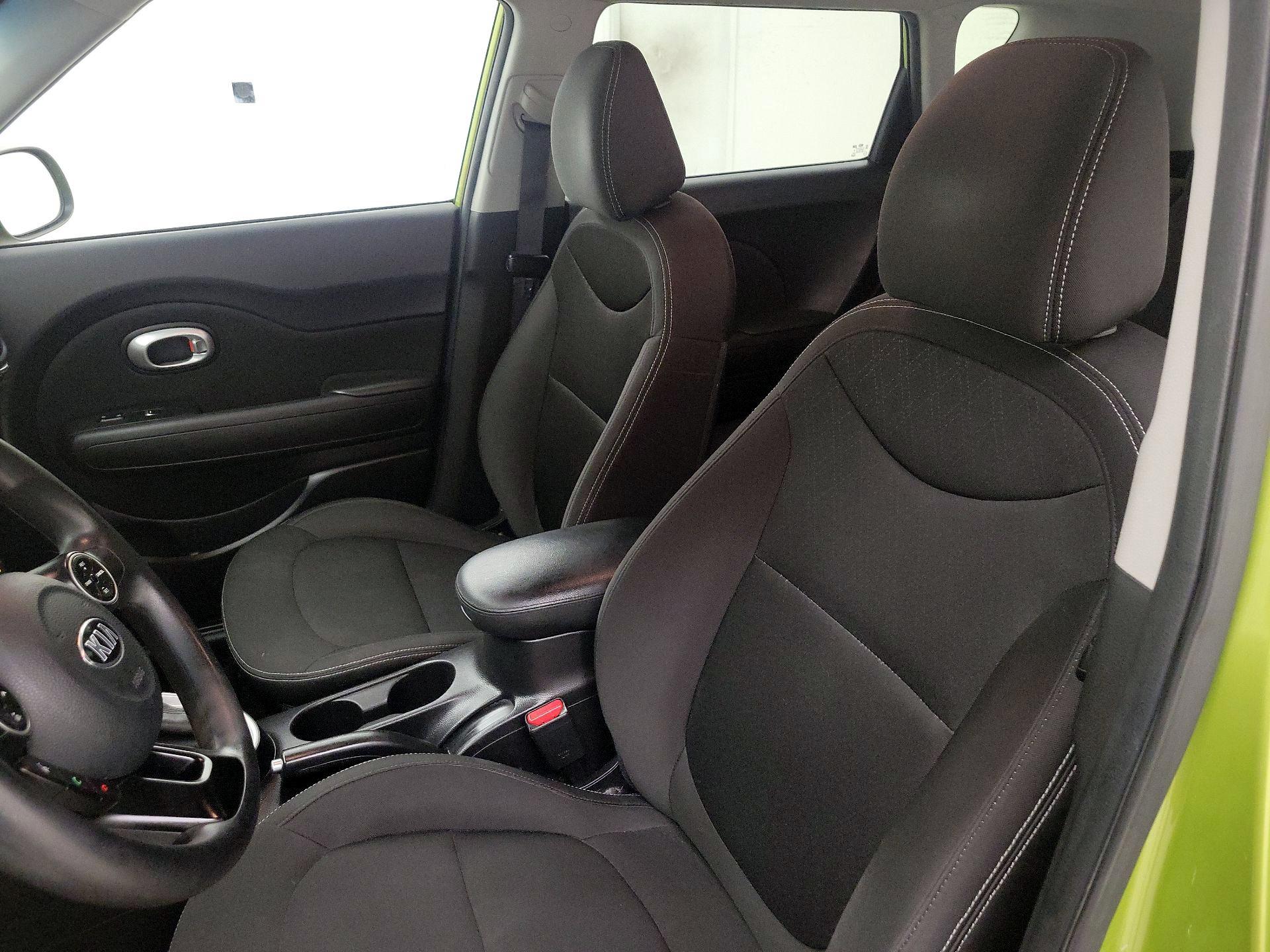 Thumbnail: 2017 Kia Soul - 11