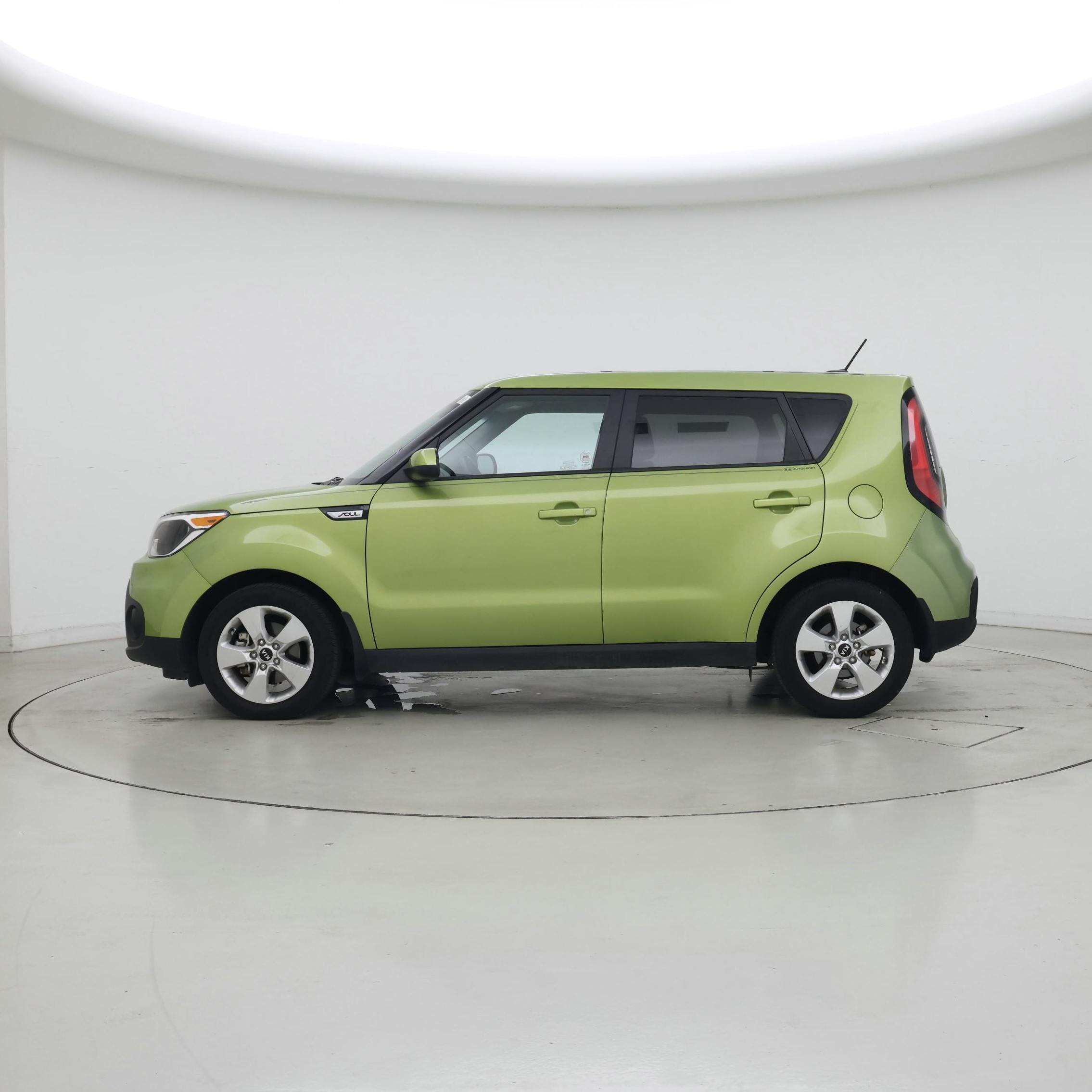 Thumbnail: 2017 Kia Soul - 3