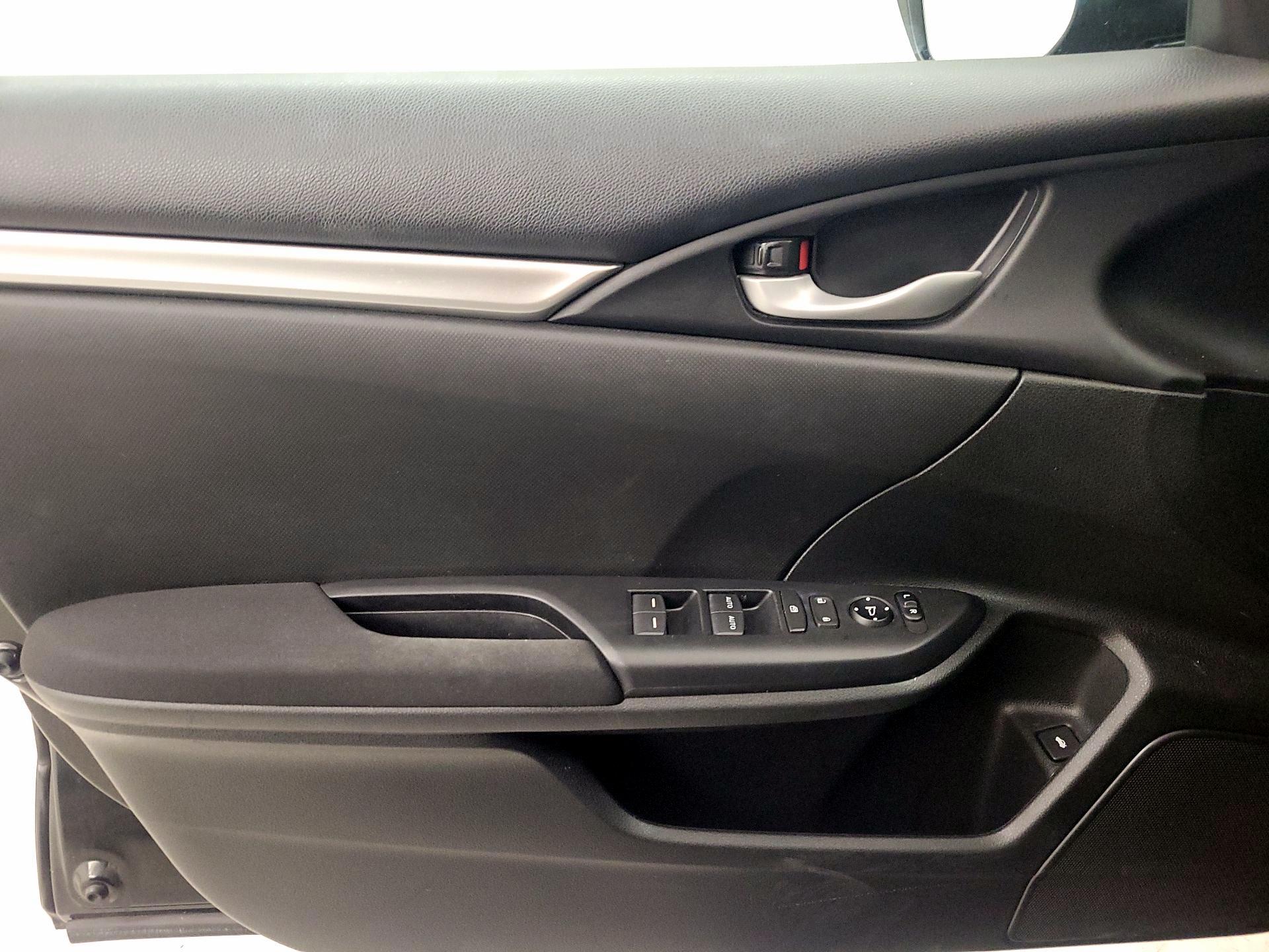 Thumbnail: 2019 Honda Civic - 12