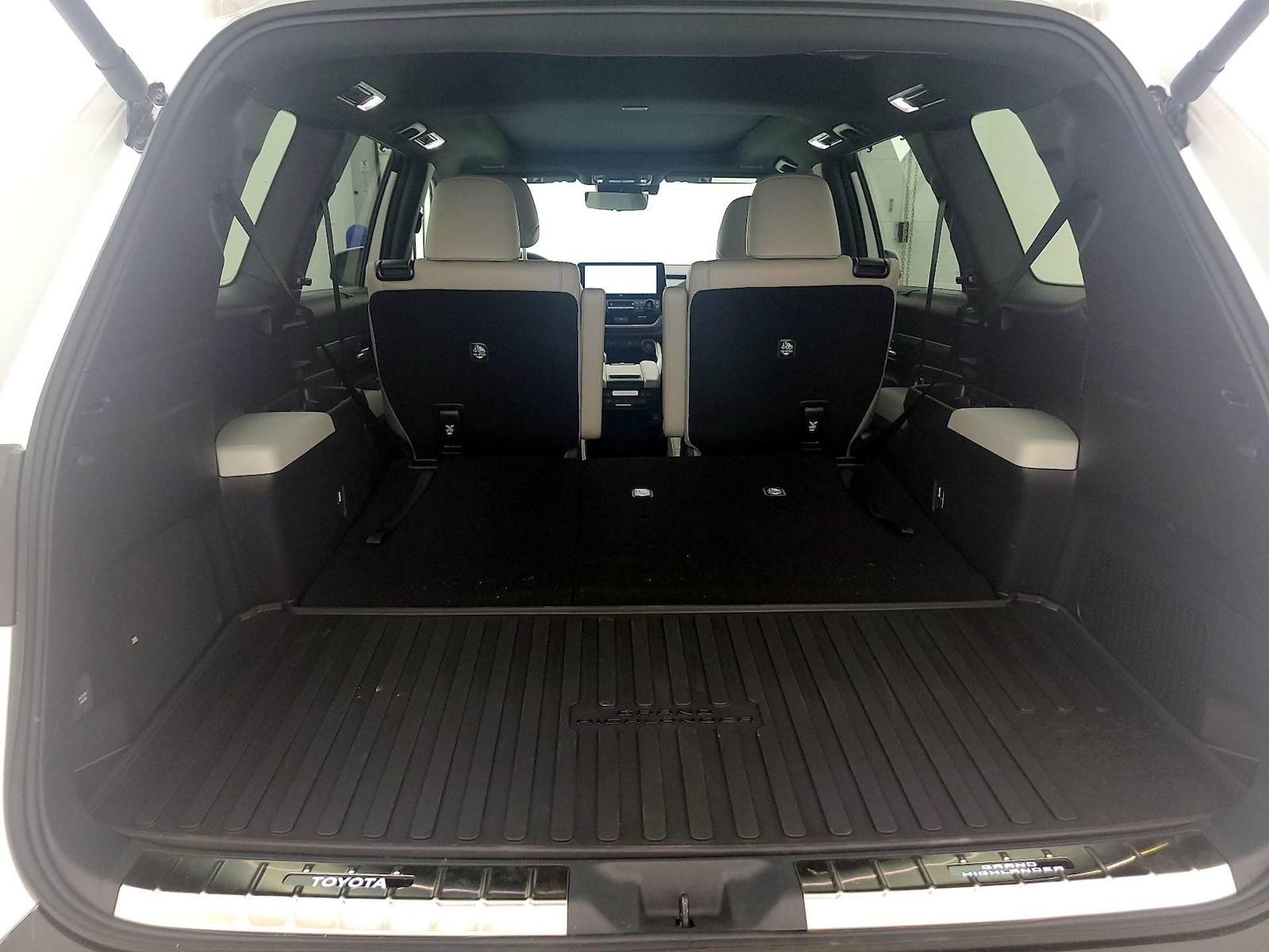 2026 Toyota Grand Highlander Platinum - Photo 25