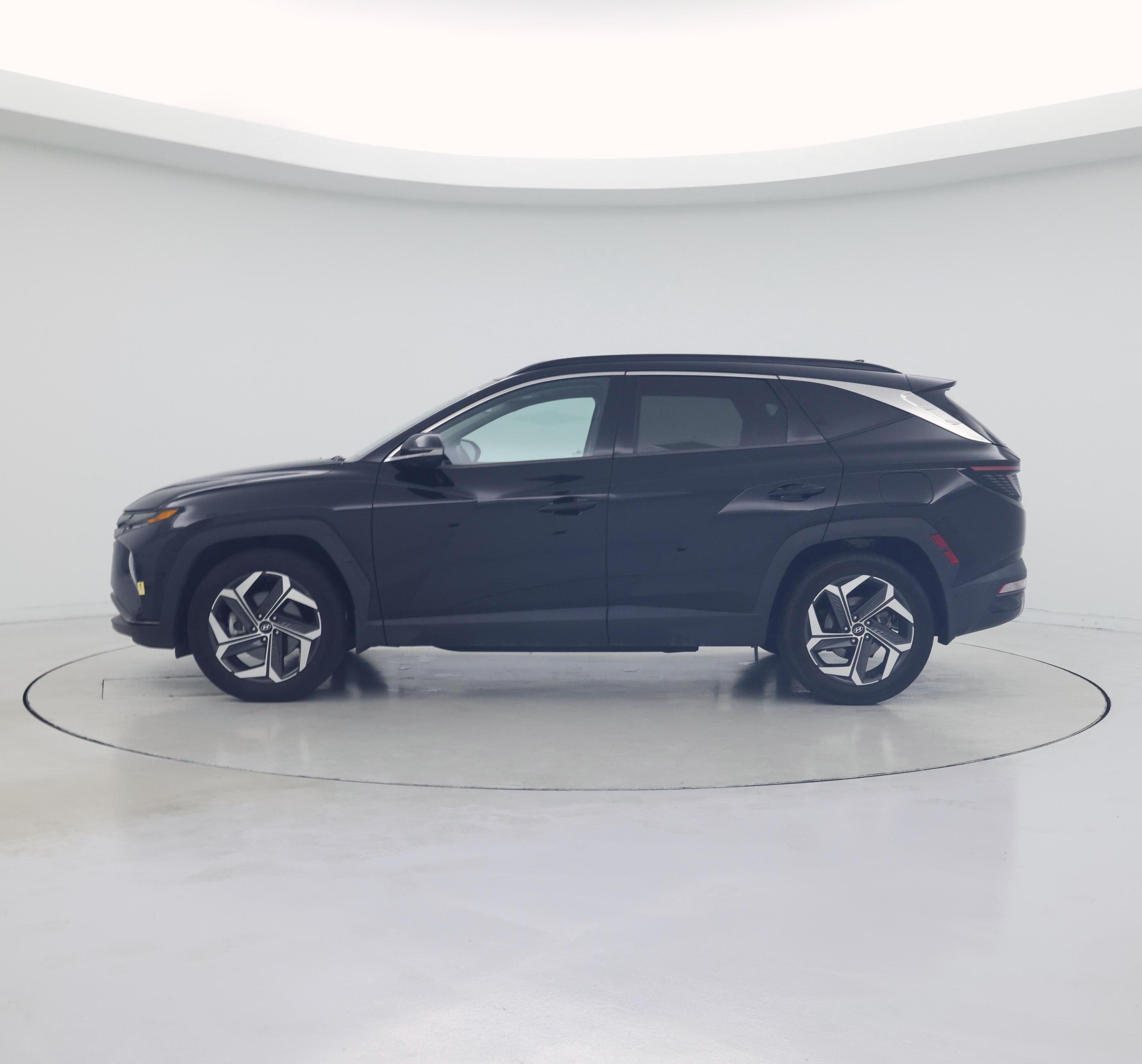 Thumbnail: 2022 Hyundai Tucson - 3