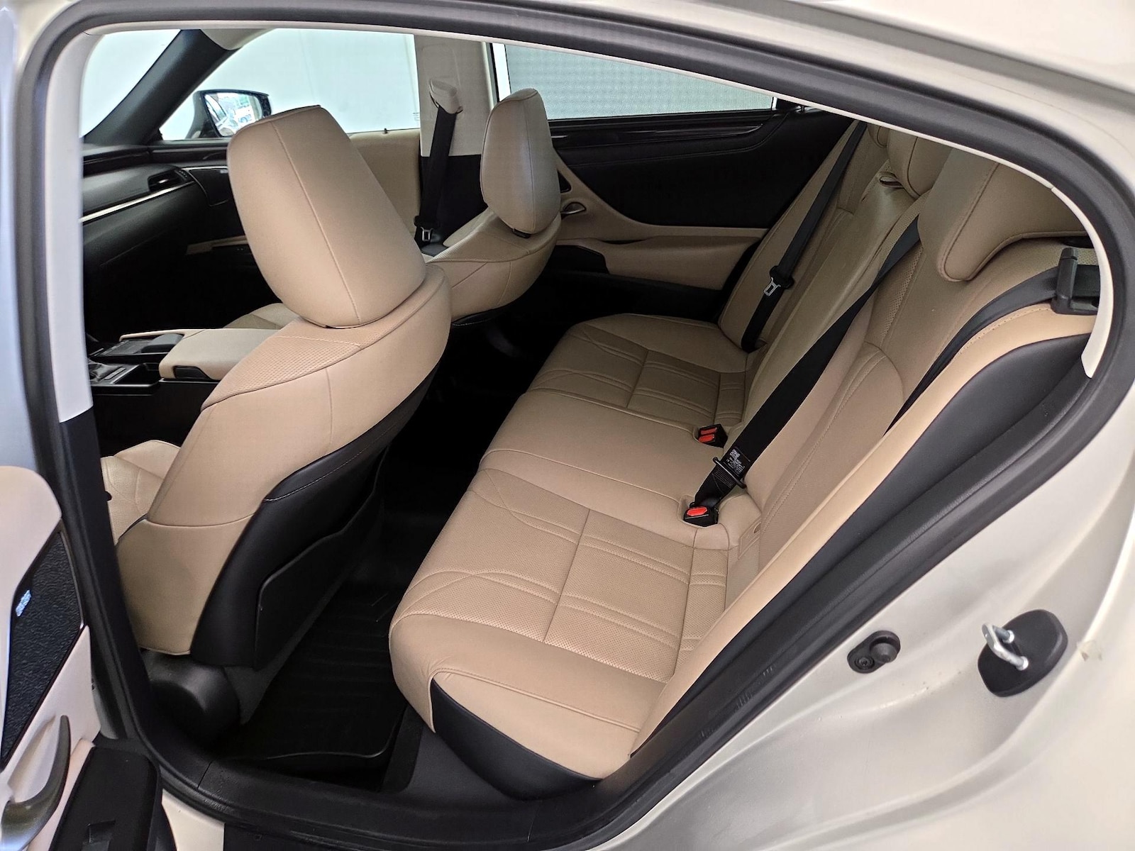 2020 Lexus ES 350 Ultra Luxury - Photo 20