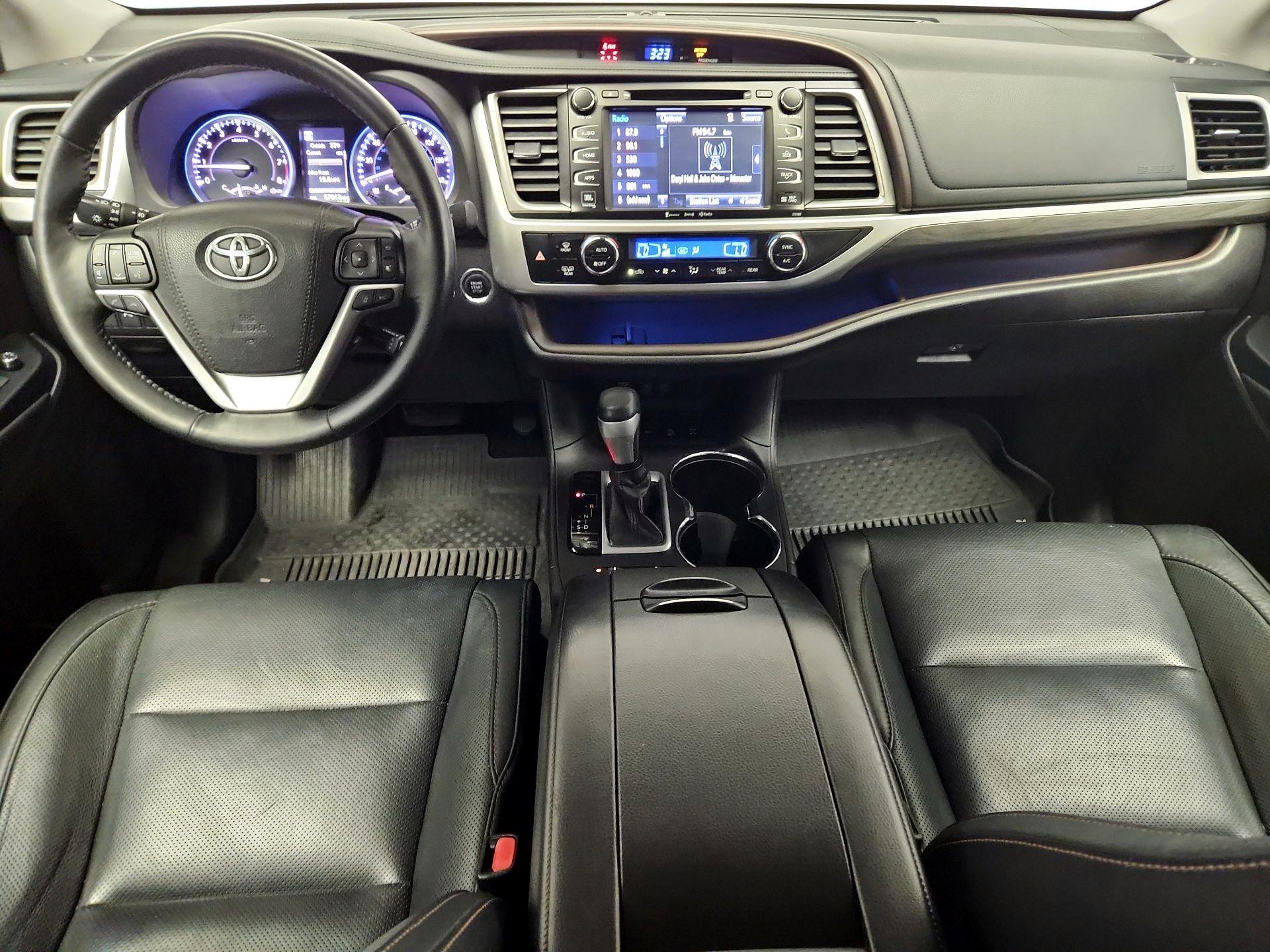 Thumbnail: 2017 Toyota Highlander - 9