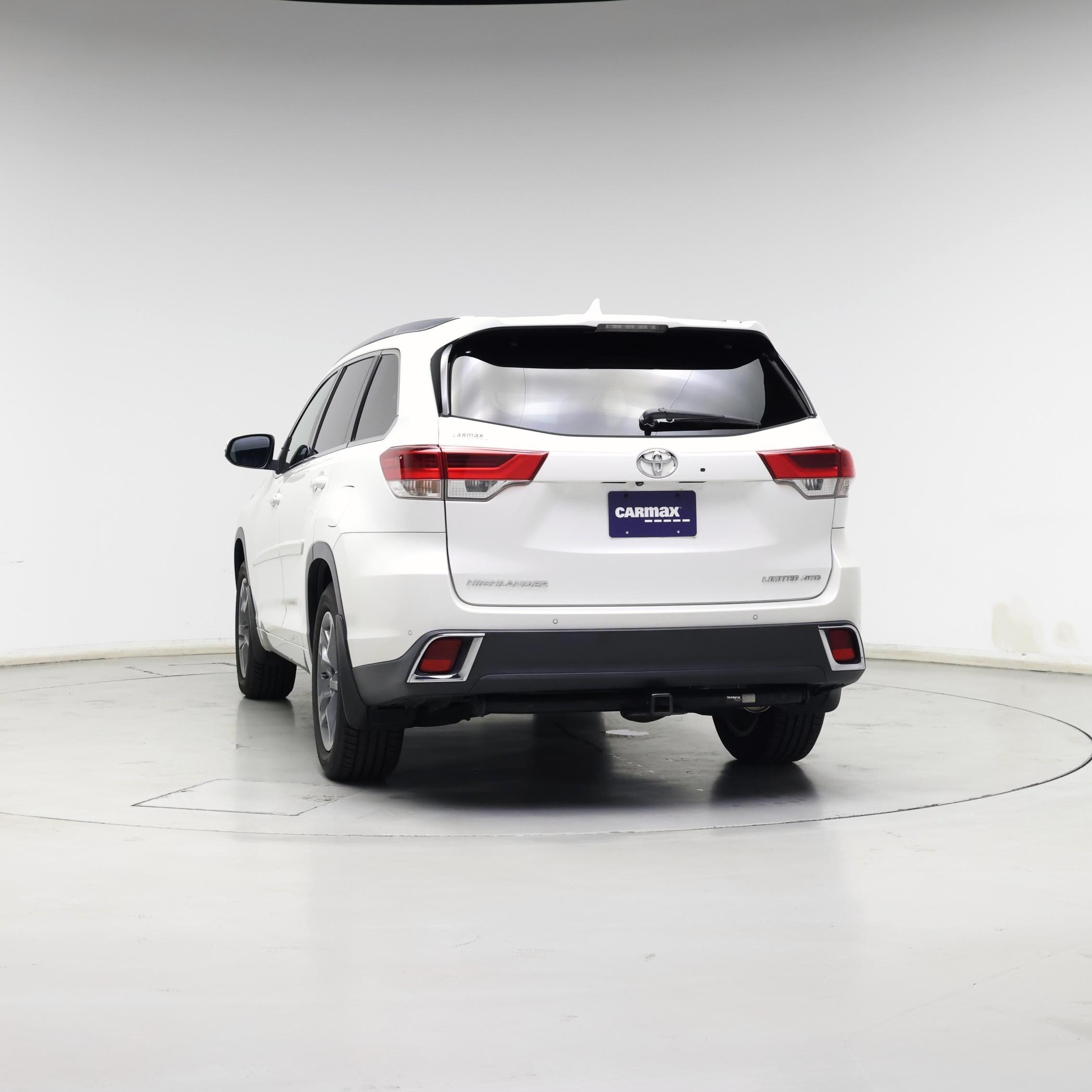 Thumbnail: 2017 Toyota Highlander - 6