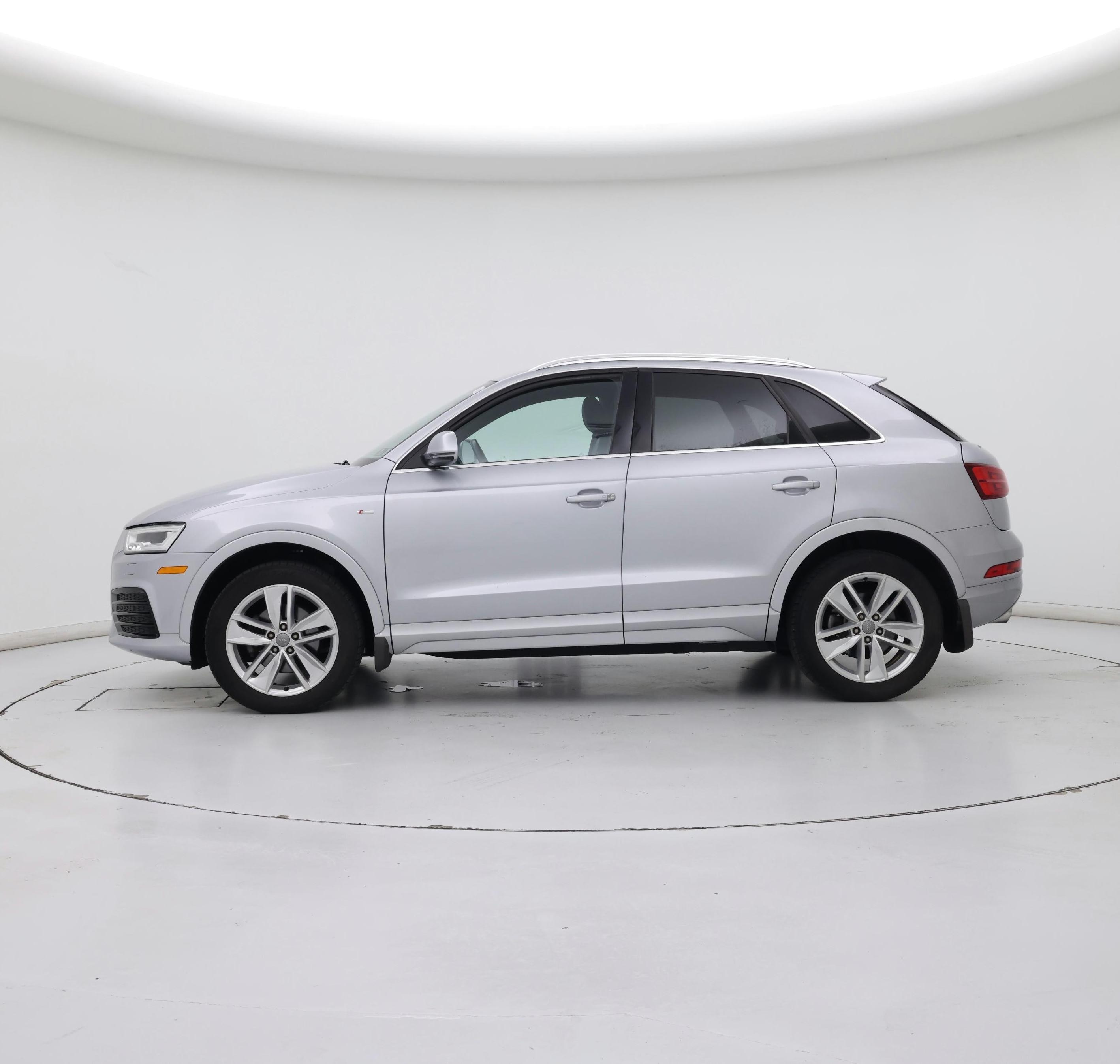 Thumbnail: 2018 Audi Q3 - 3