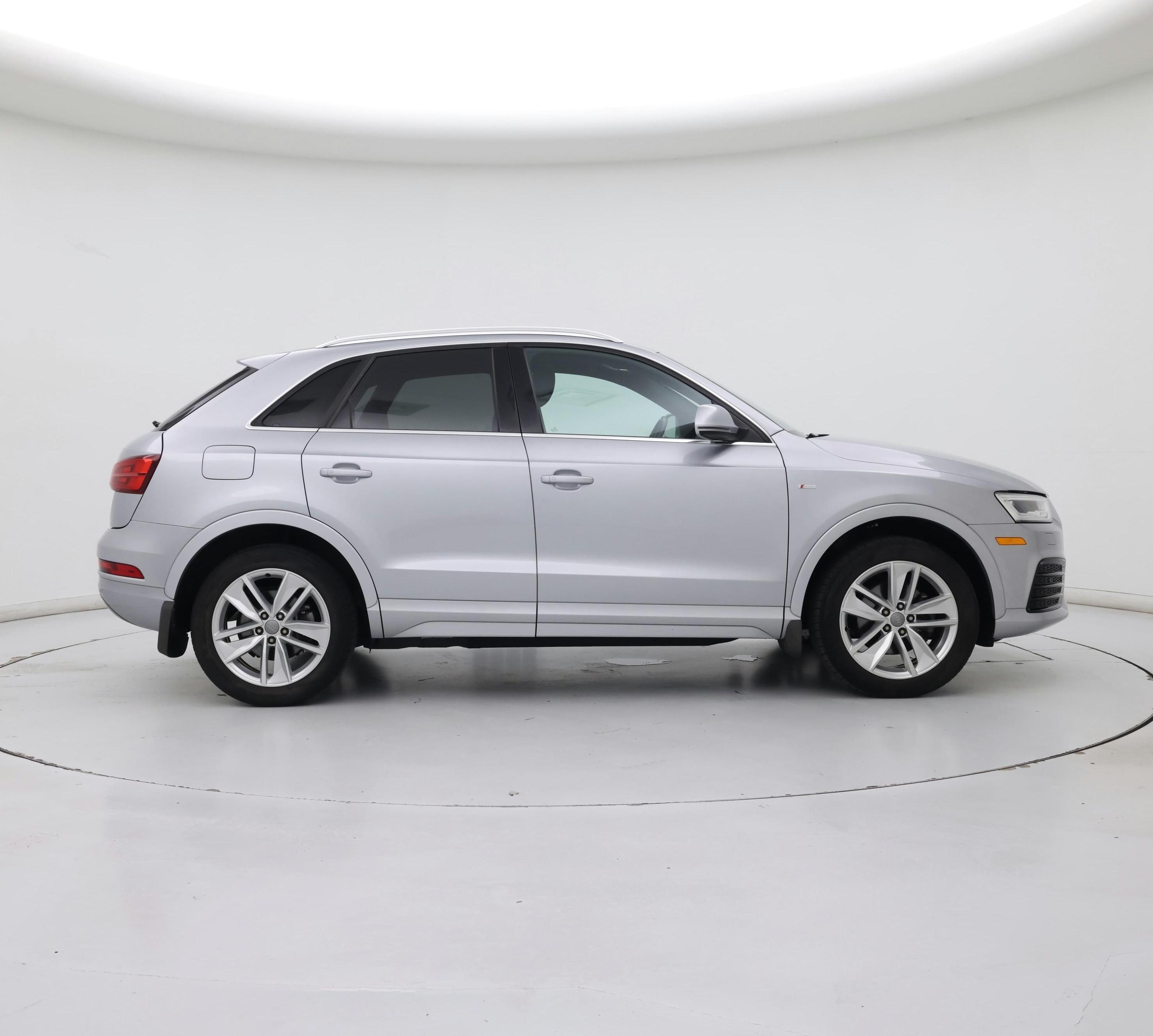 Thumbnail: 2018 Audi Q3 - 7