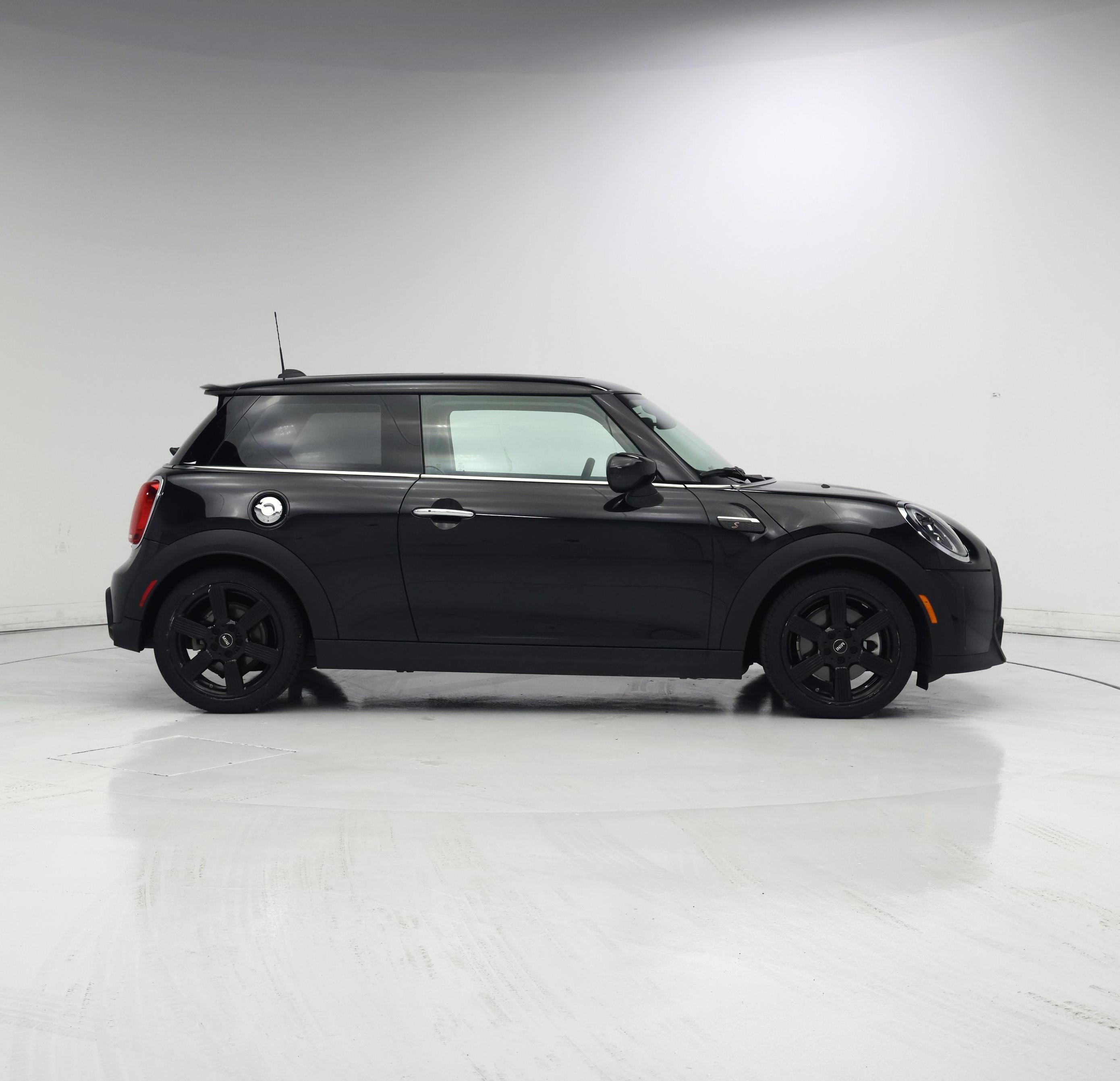 Thumbnail: 2023 MINI Cooper Hardtop - 7