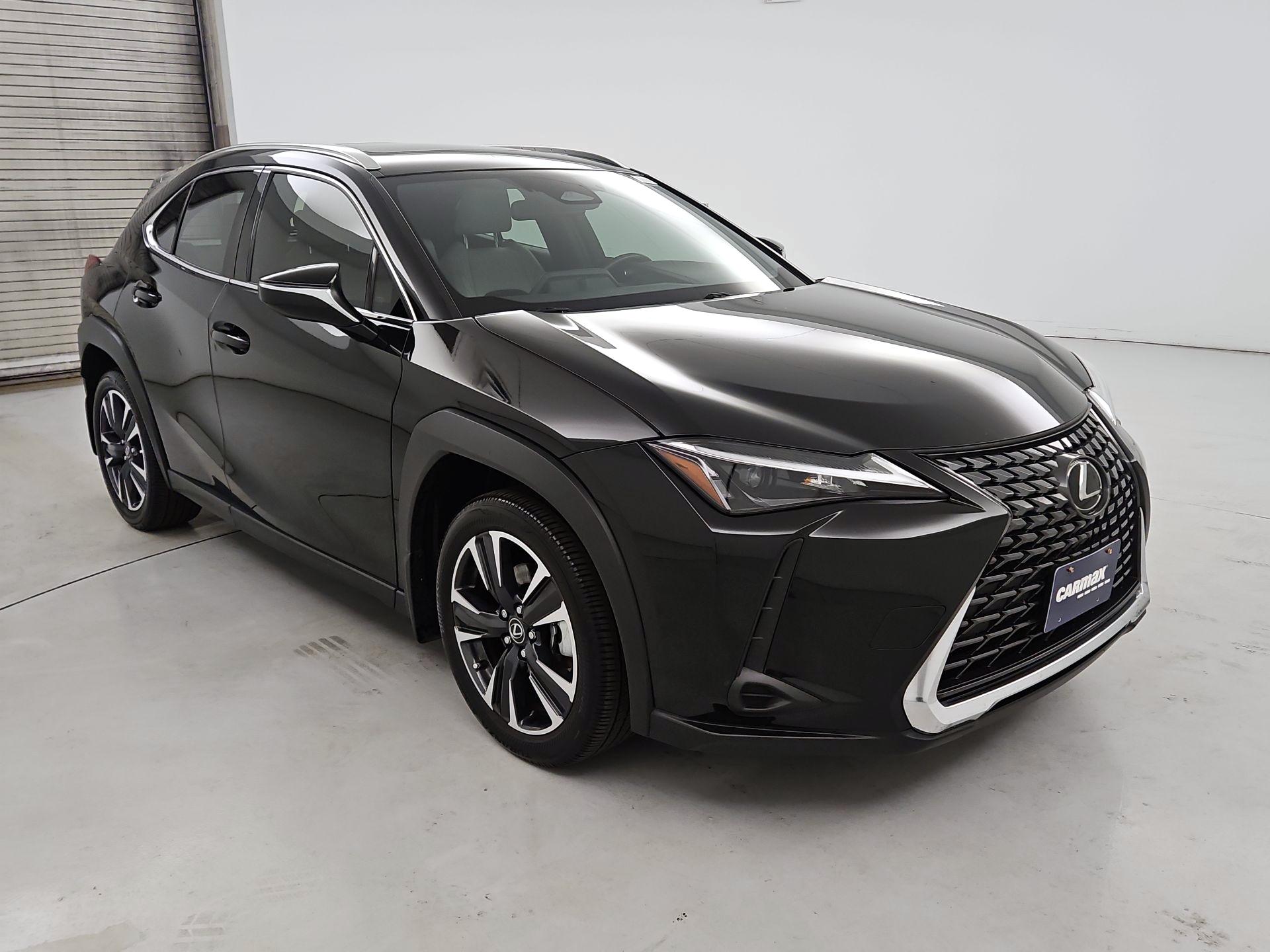 Thumbnail: 2025 Lexus UX - 1