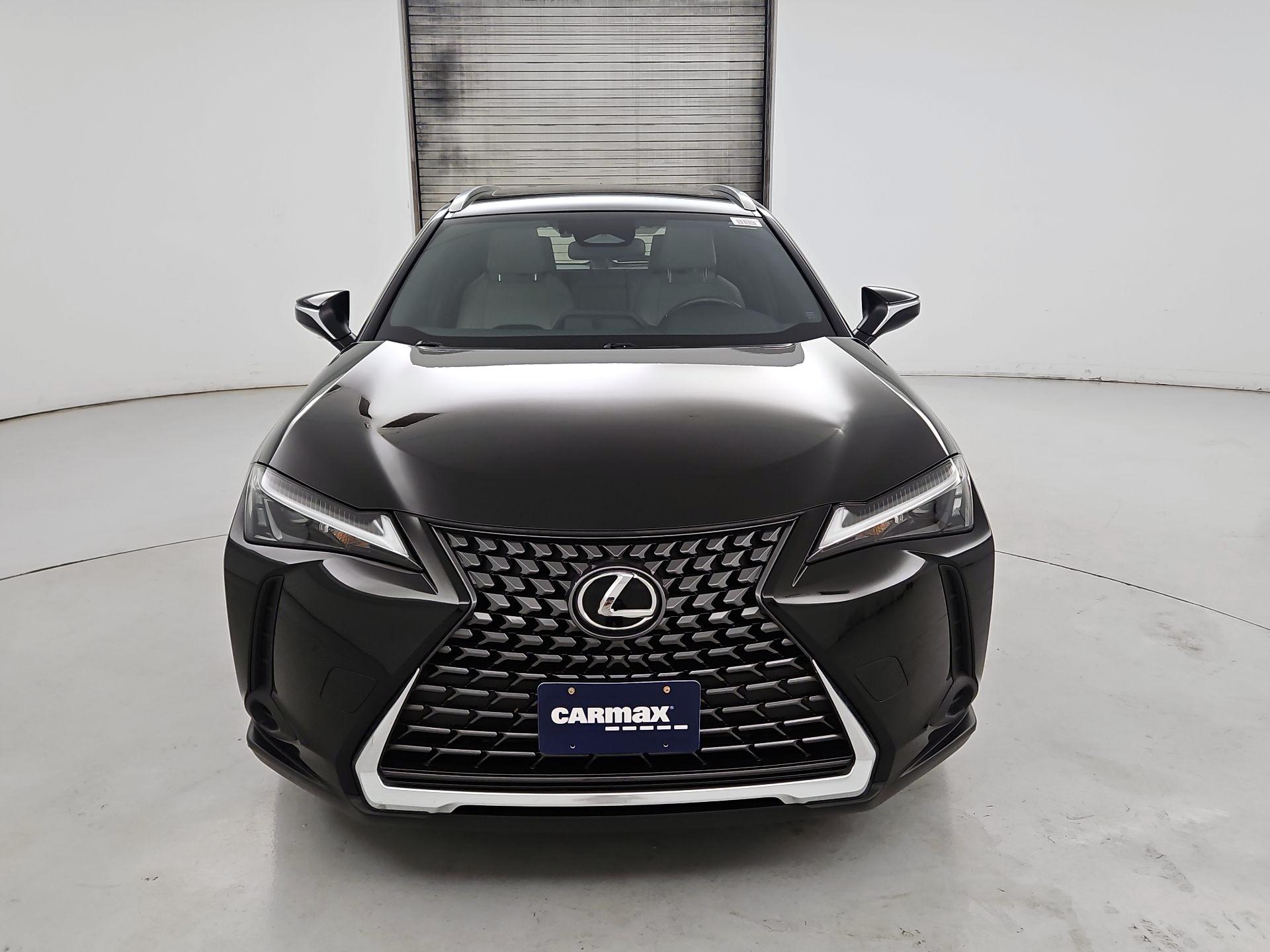 Thumbnail: 2025 Lexus UX - 2