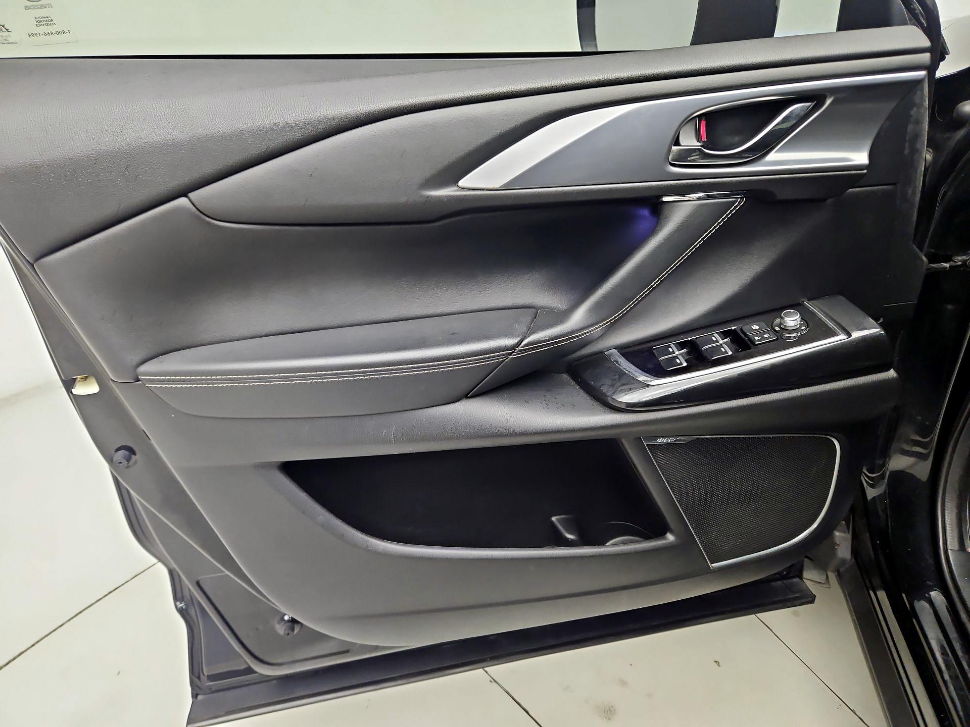 Thumbnail: 2022 Mazda CX-9 - 12