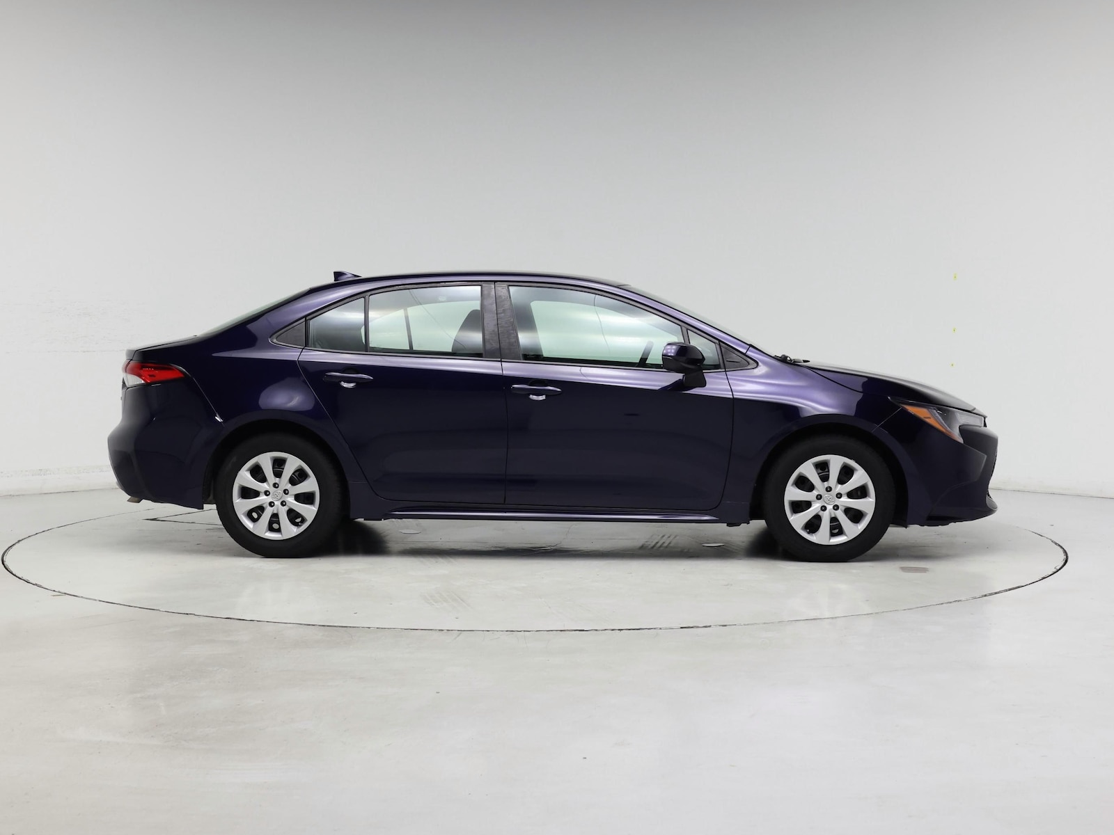 2022 Toyota Corolla LE - Photo 8