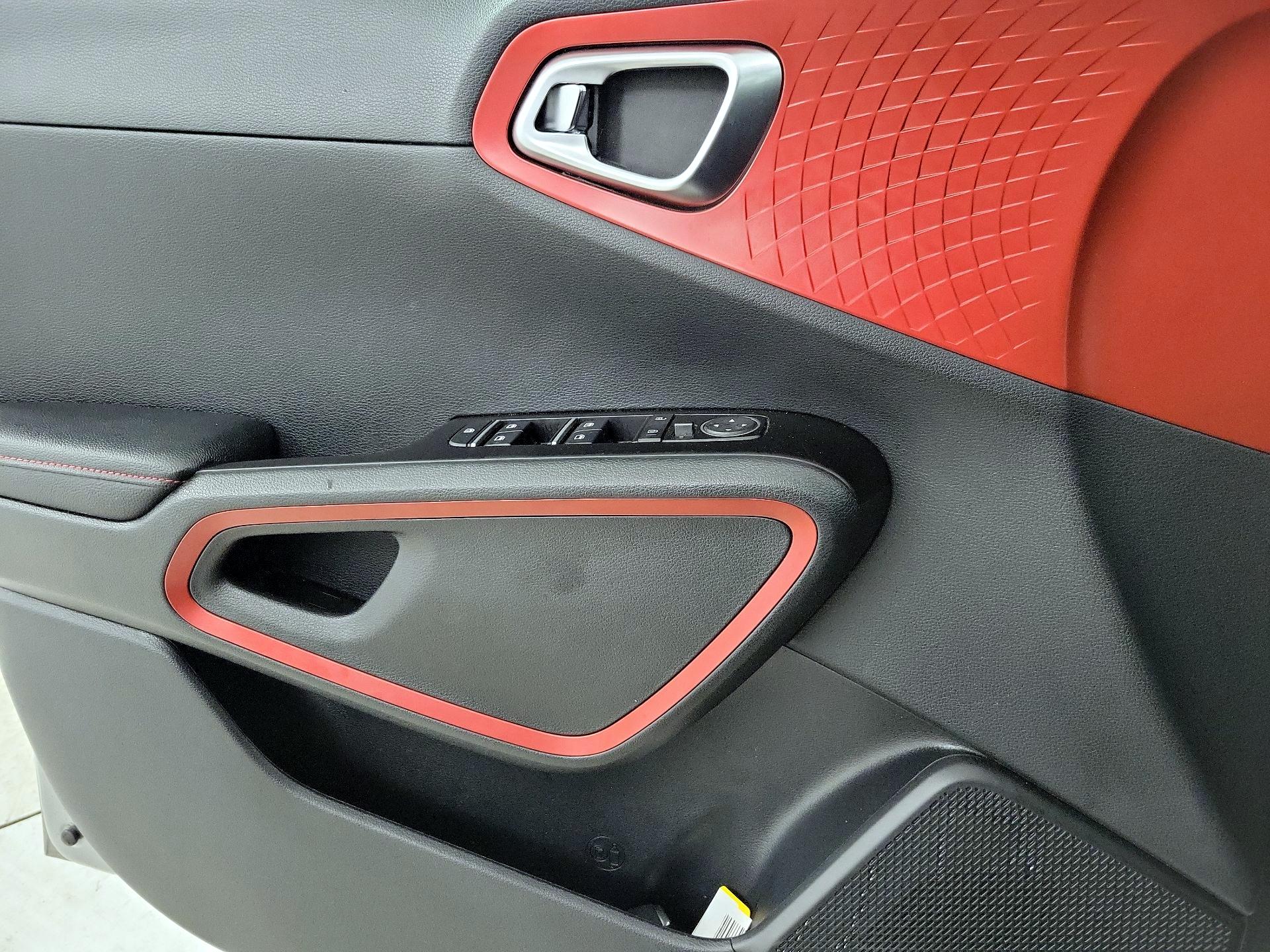 Thumbnail: 2023 Kia Soul - 12