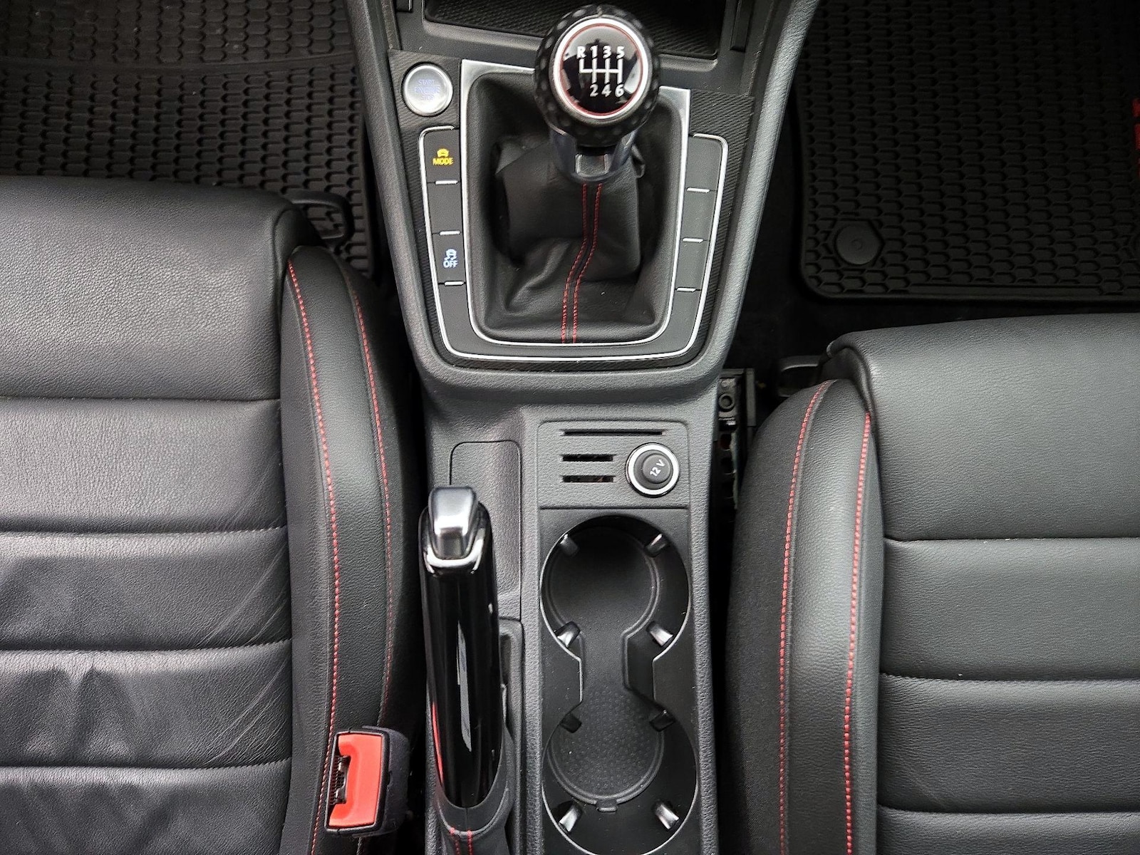 2017 Volkswagen Golf GTI SE - Photo 17