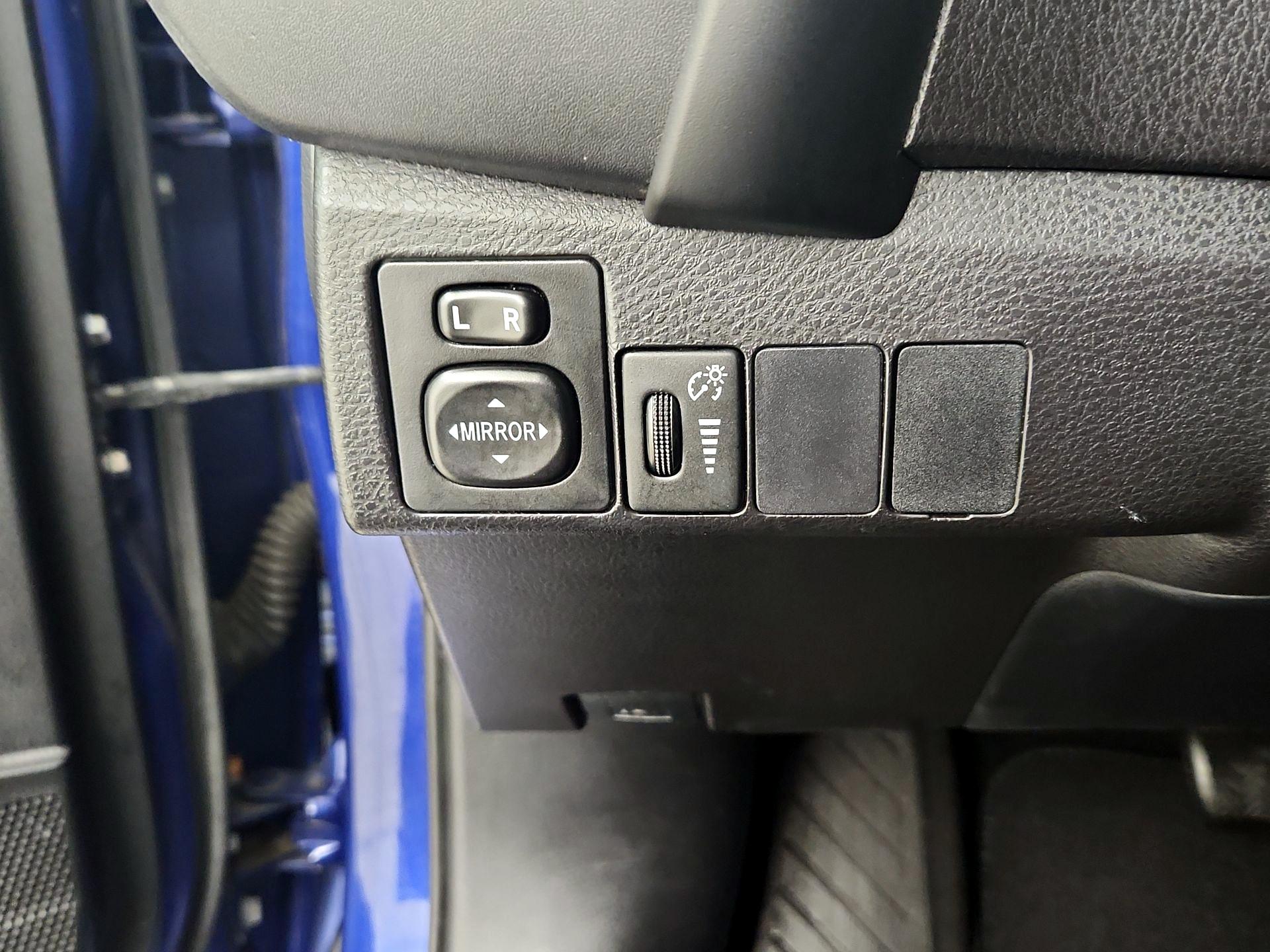 Thumbnail: 2019 Toyota Corolla - 13