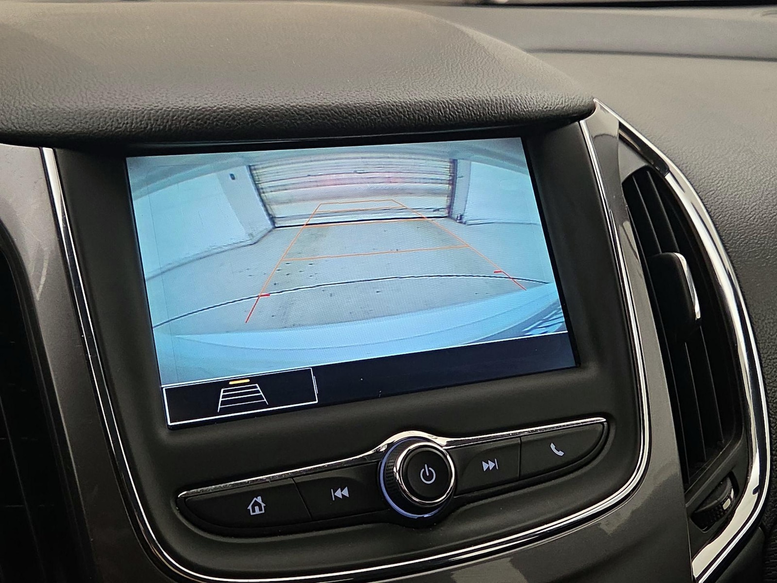 2019 Chevrolet Cruze LS - Photo 15
