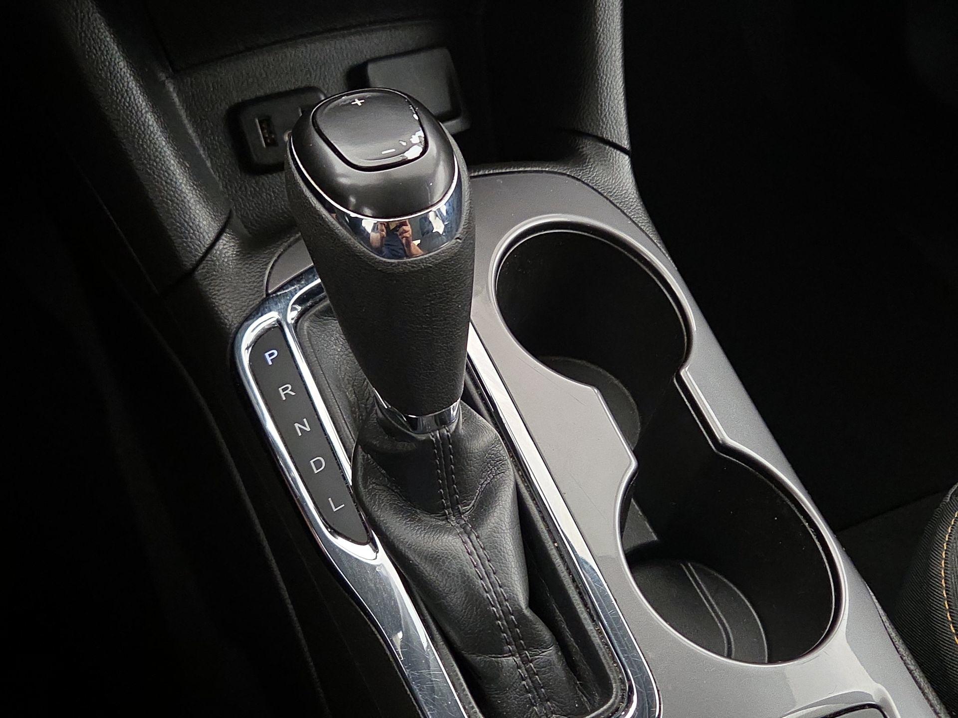 Thumbnail: 2019 Chevrolet Cruze - 17