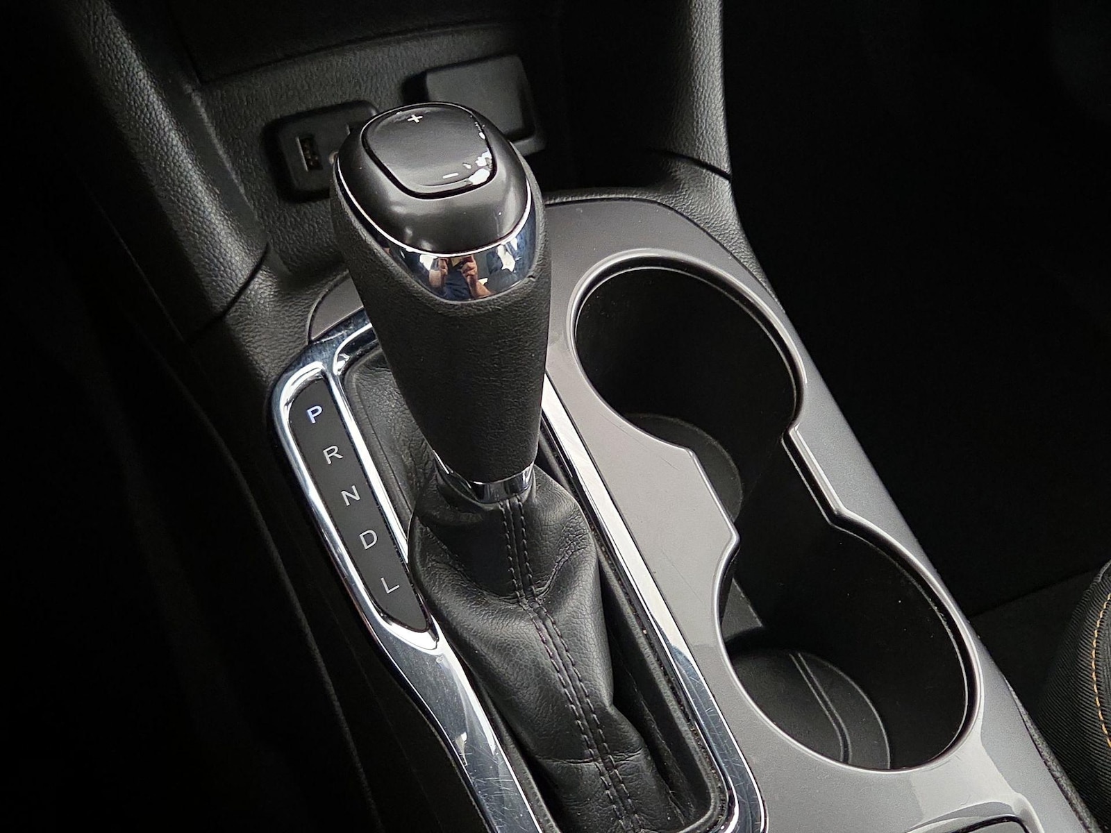 2019 Chevrolet Cruze LS - Photo 18