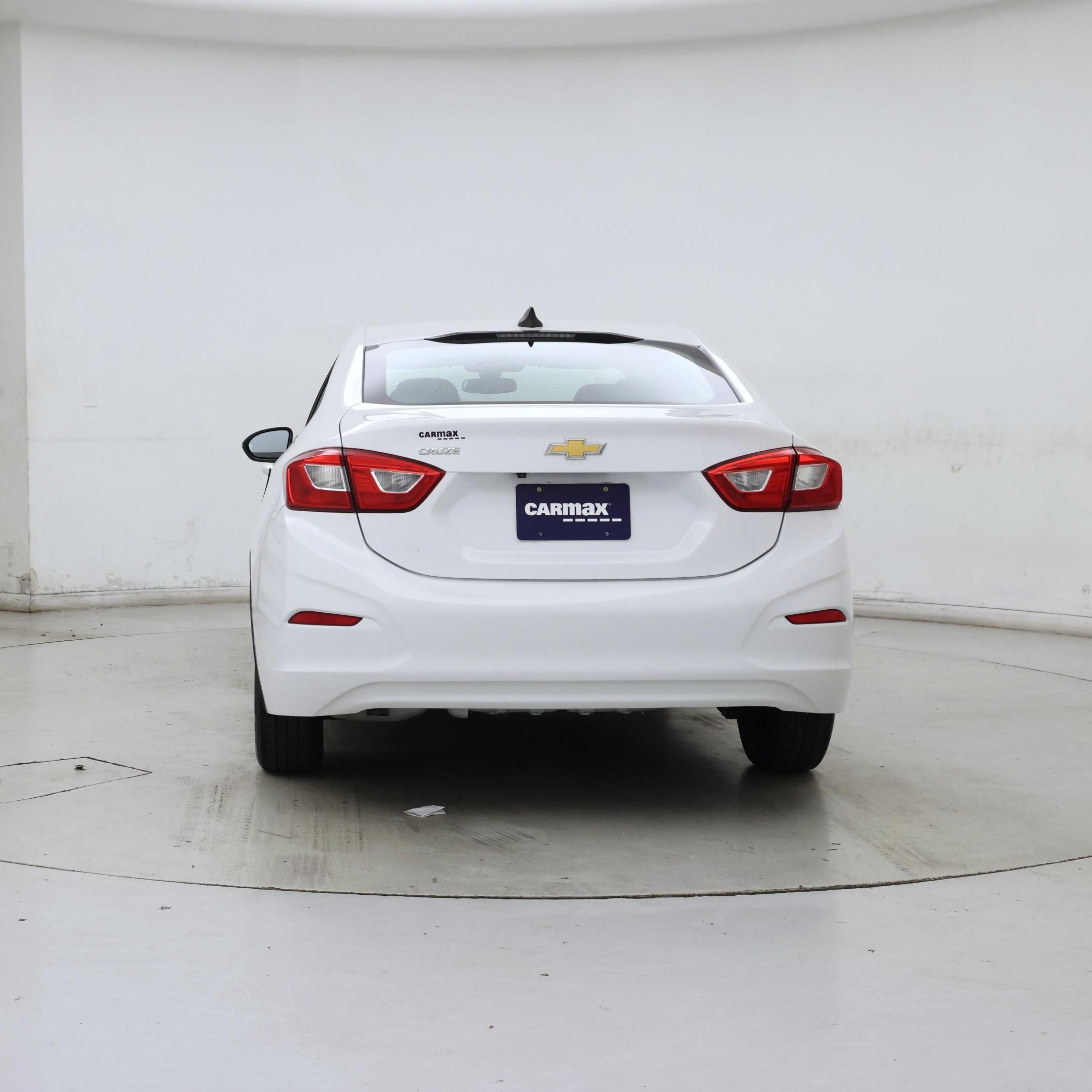 Thumbnail: 2019 Chevrolet Cruze - 6