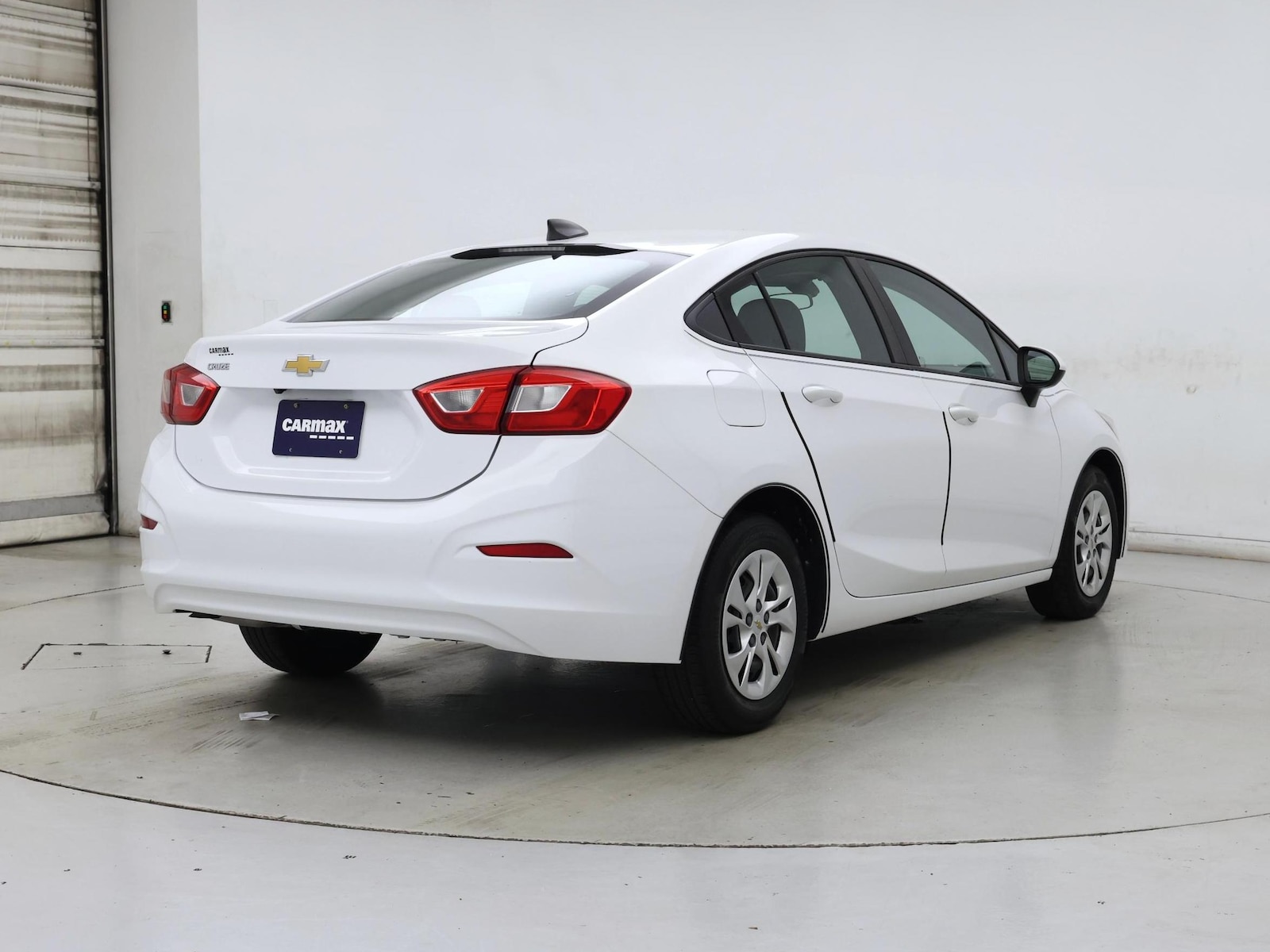 2019 Chevrolet Cruze LS - Photo 9