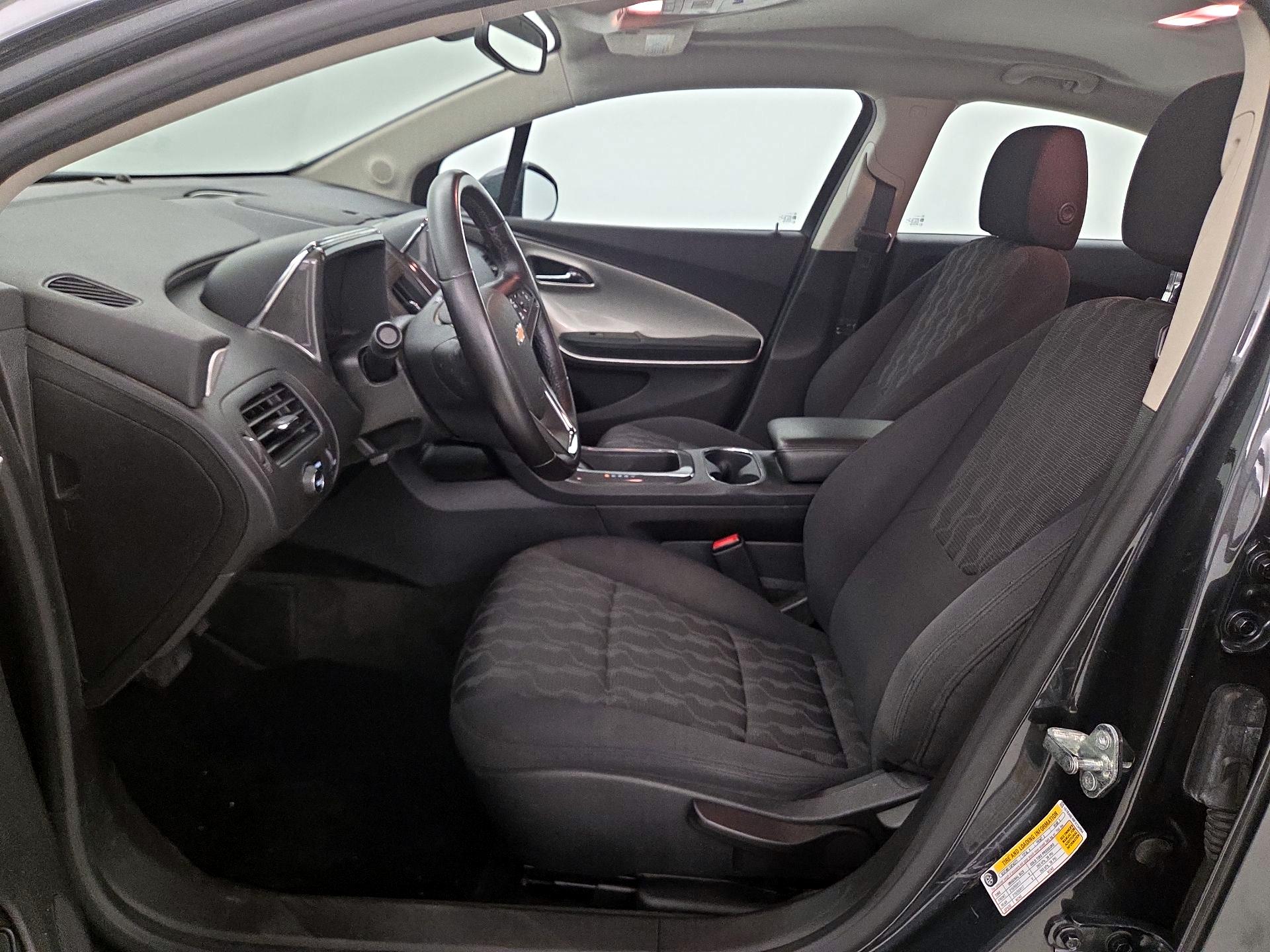 Thumbnail: 2015 Chevrolet Volt - 11