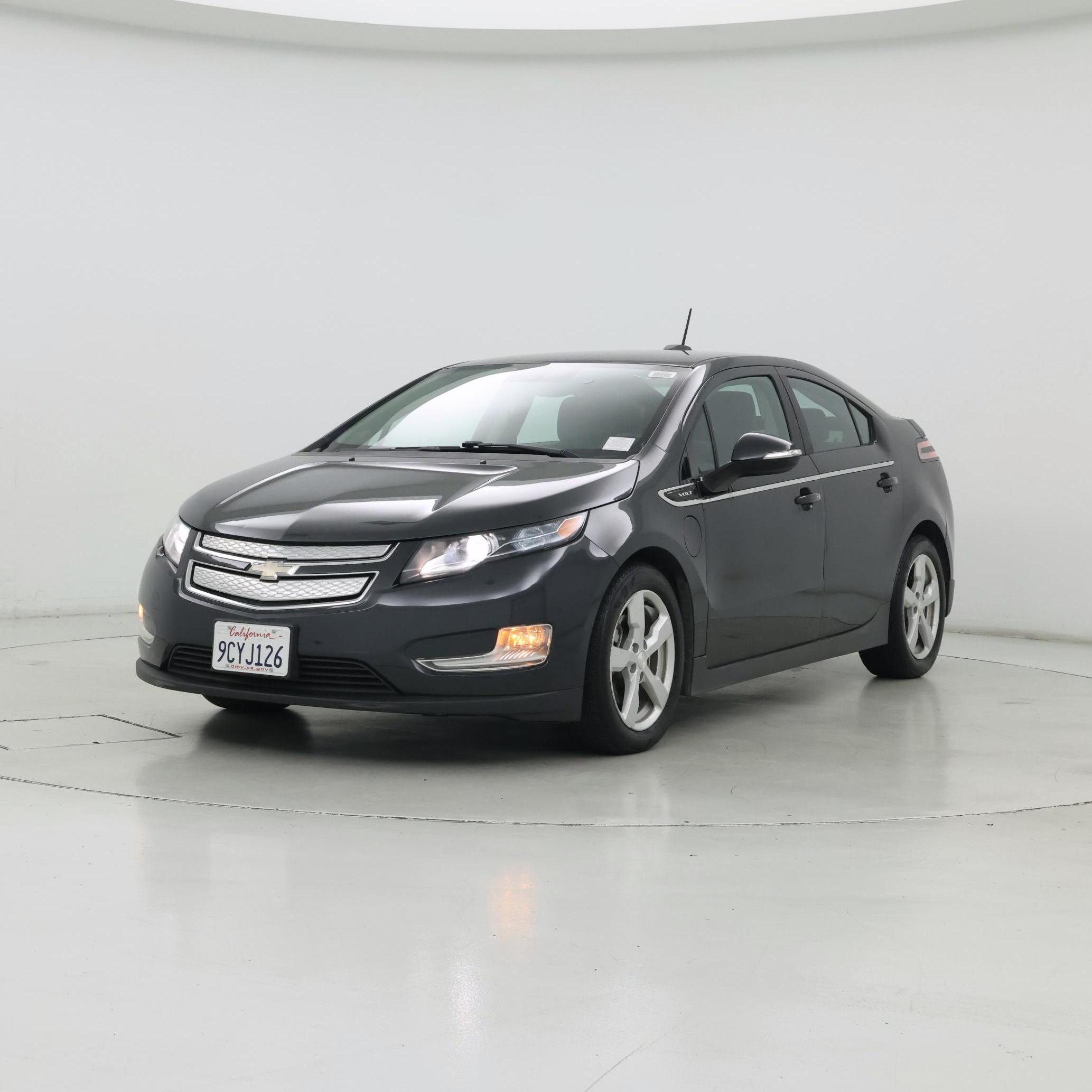 Thumbnail: 2015 Chevrolet Volt - 4