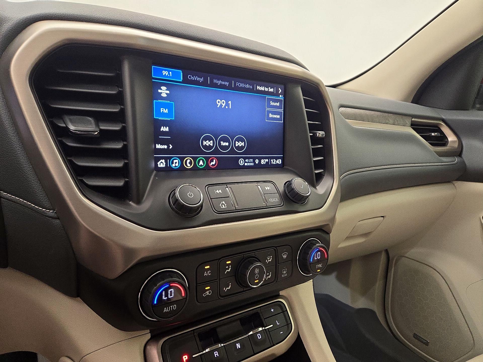 Thumbnail: 2022 GMC Acadia - 16