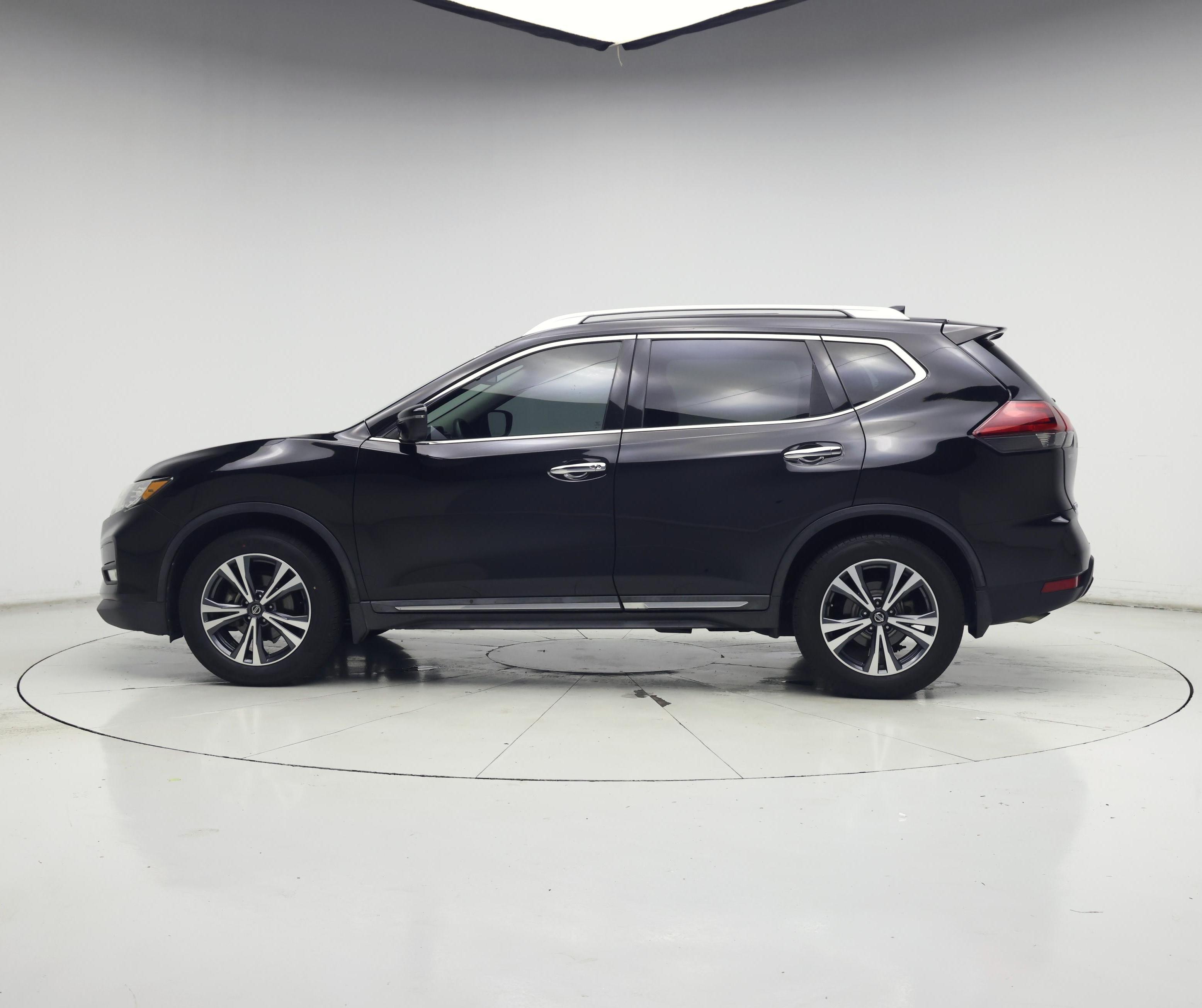 Thumbnail: 2018 Nissan Rogue - 3