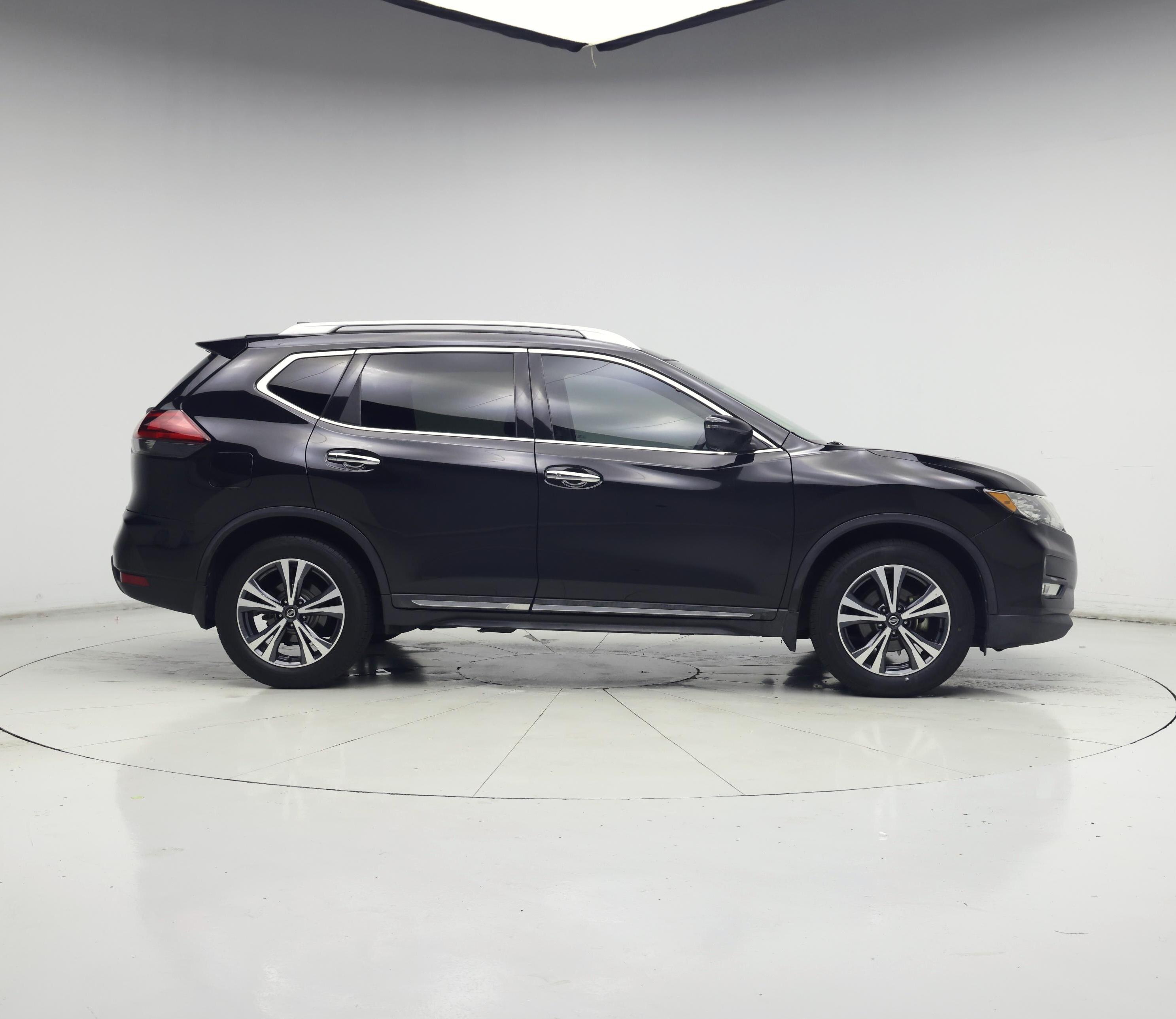 Thumbnail: 2018 Nissan Rogue - 7