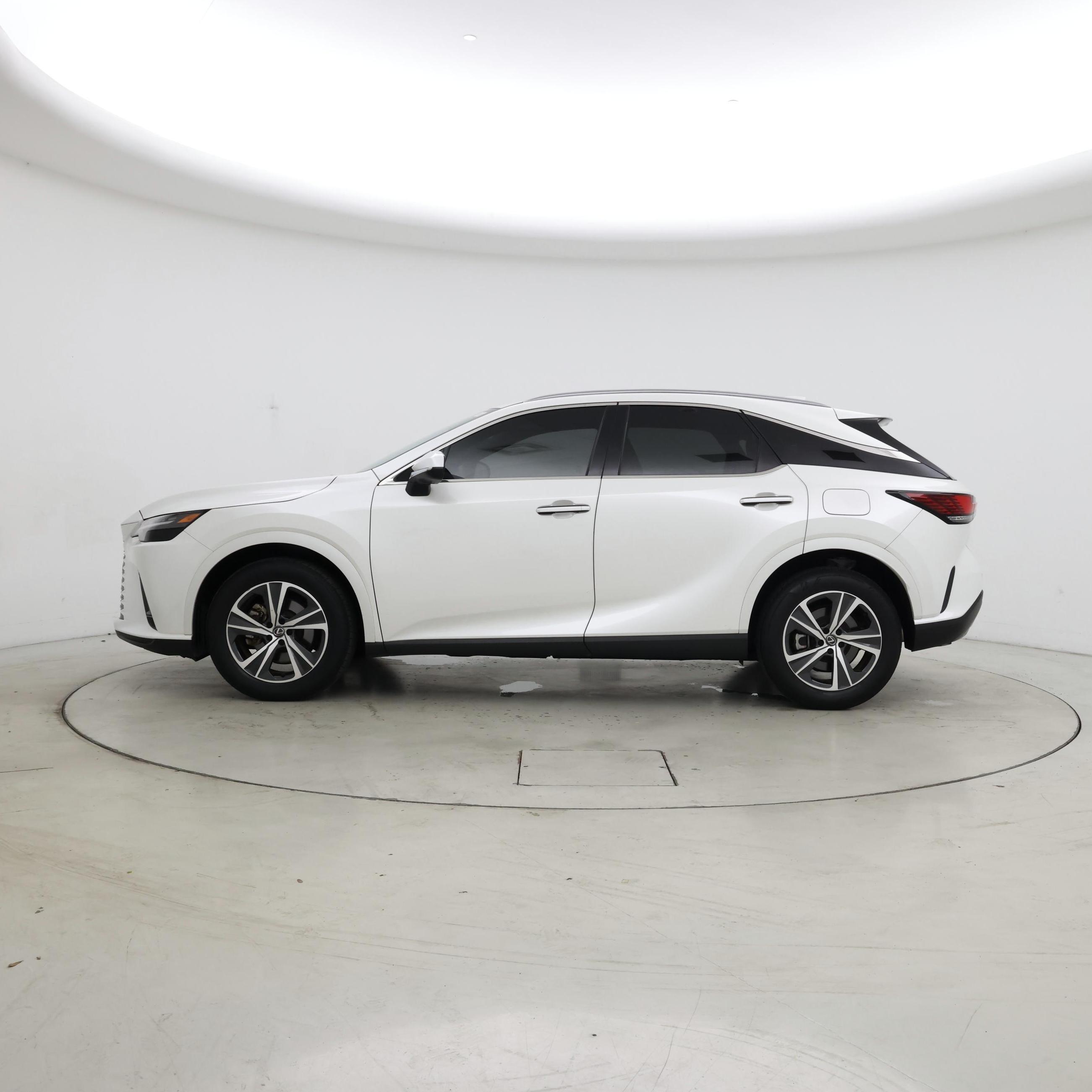 Thumbnail: 2023 Lexus RX - 3