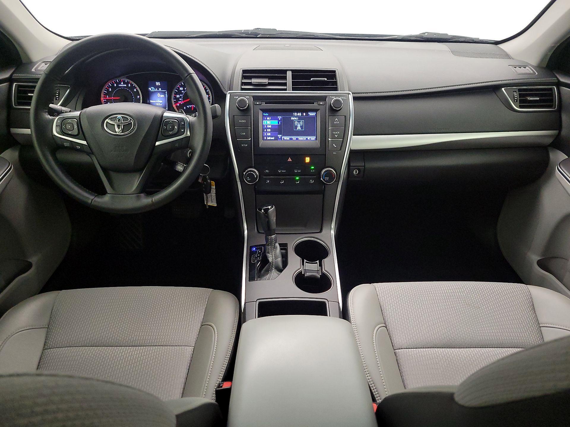 Thumbnail: 2016 Toyota Camry - 9
